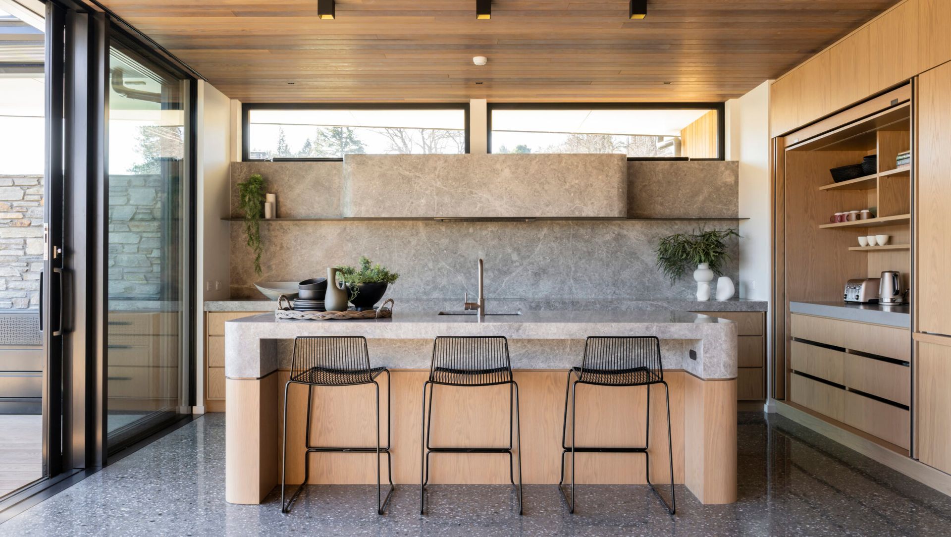 Como Charcoal Sculptural Kitchen banner