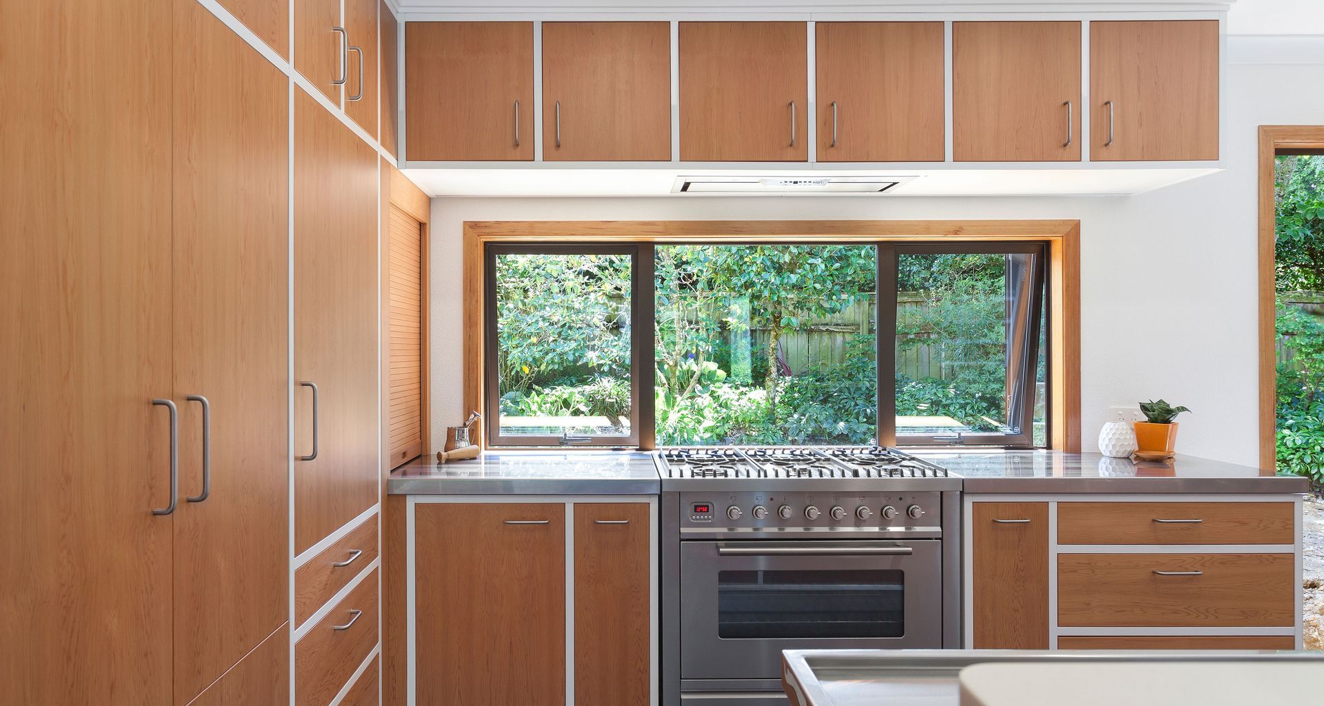 Mid Century Kitchen, Rotorua banner