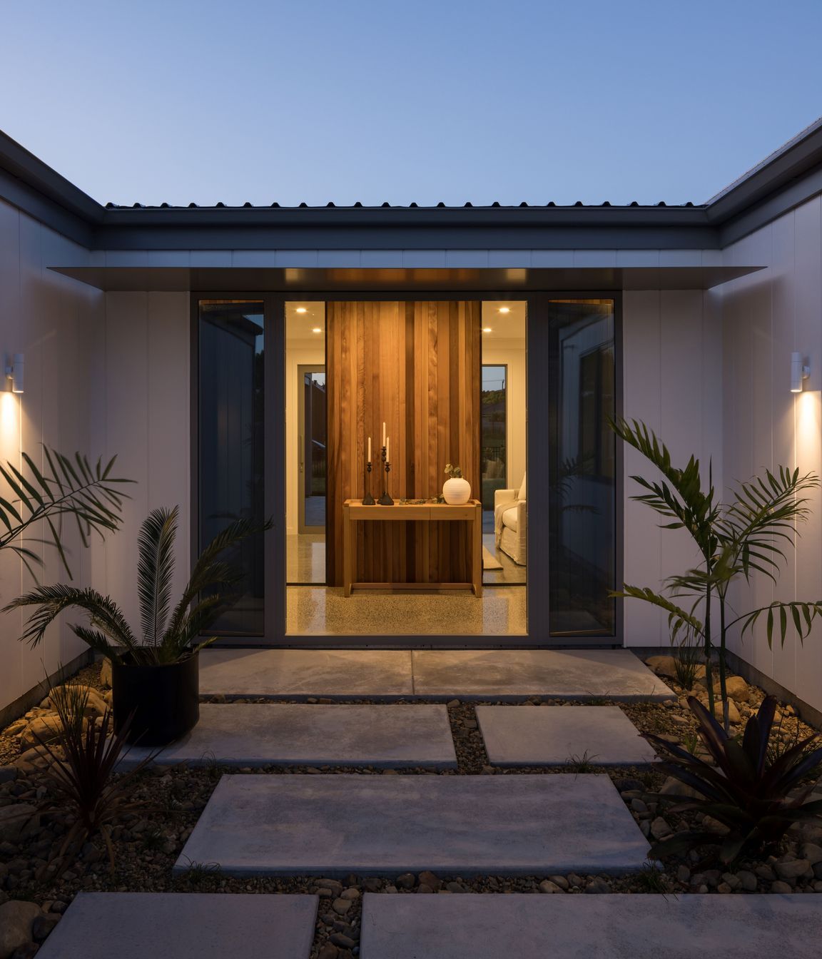 058A2538-44-Reduced.jpg