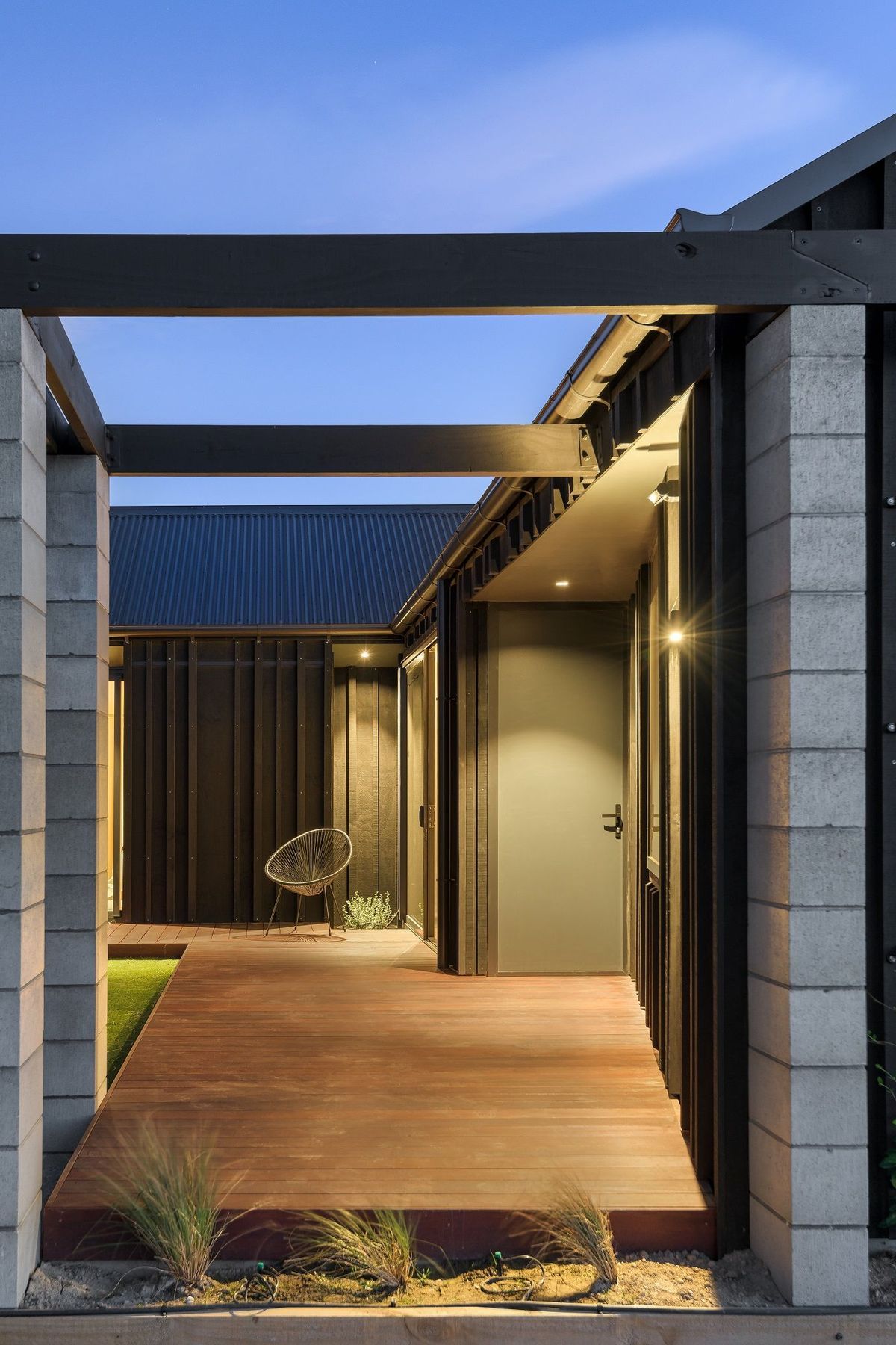 Twizel Bach