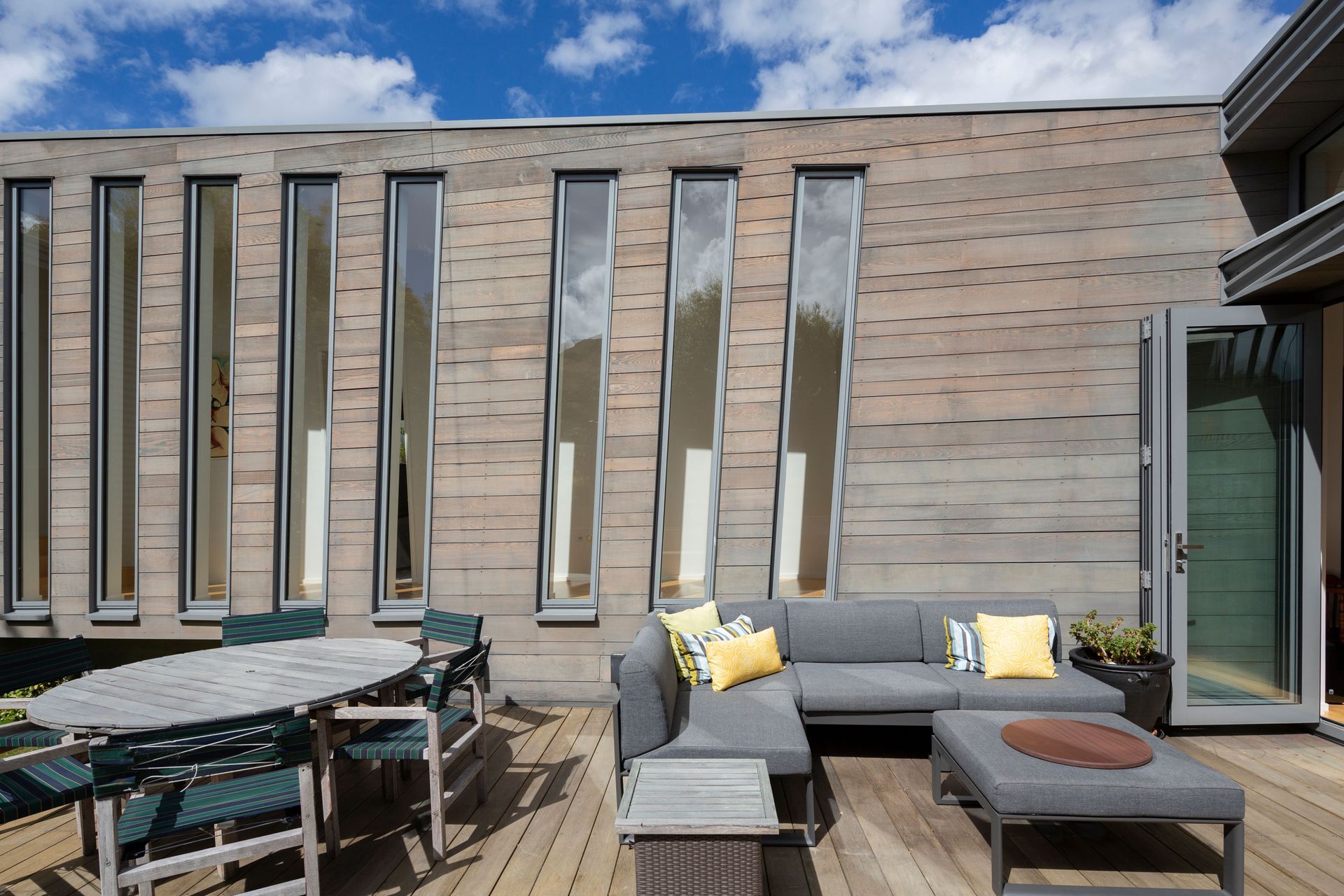 Lake Ave | McAuliffe Stevens Architects &amp; GC Carless Construction