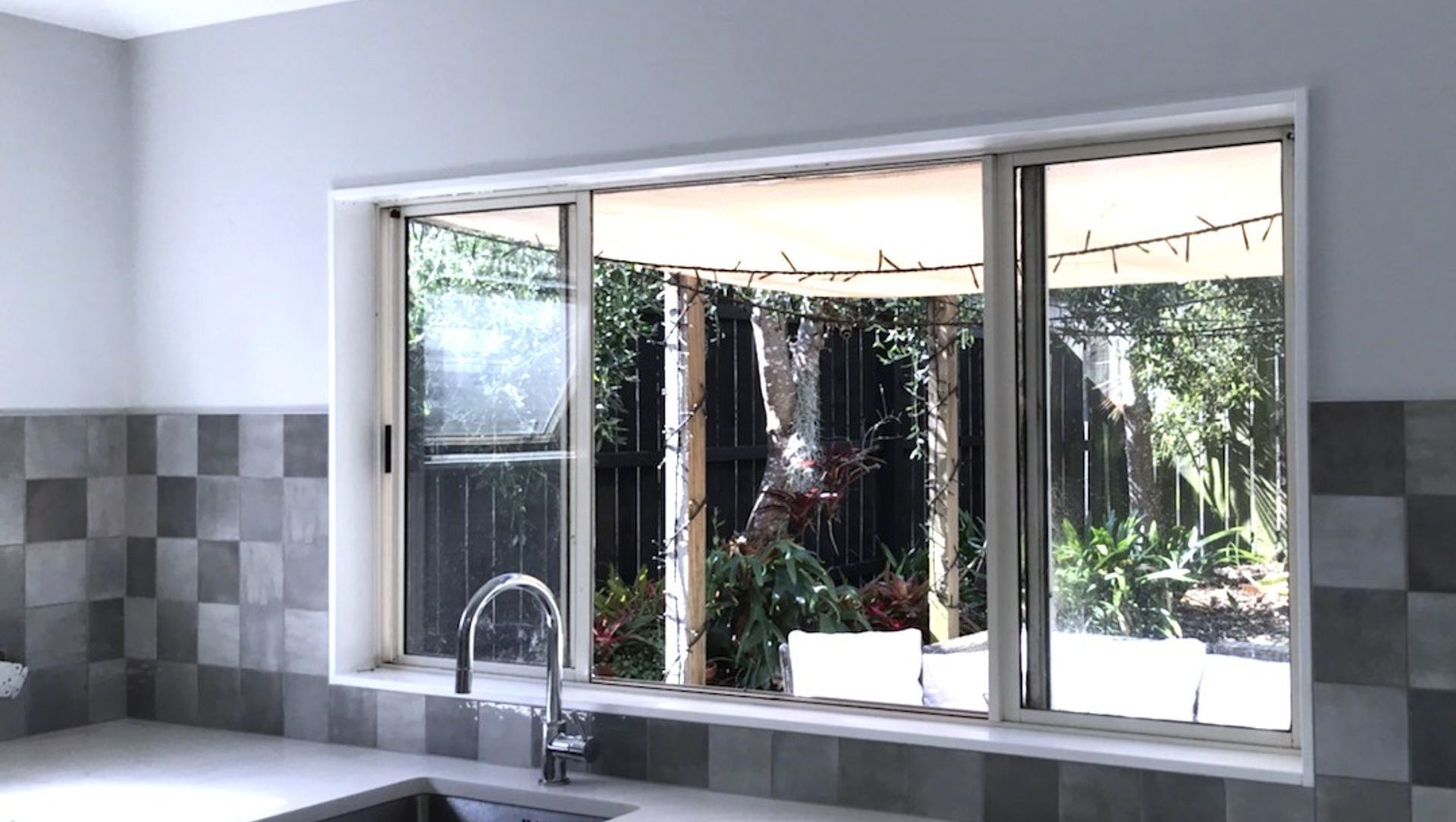 Damn Good Tiling banner