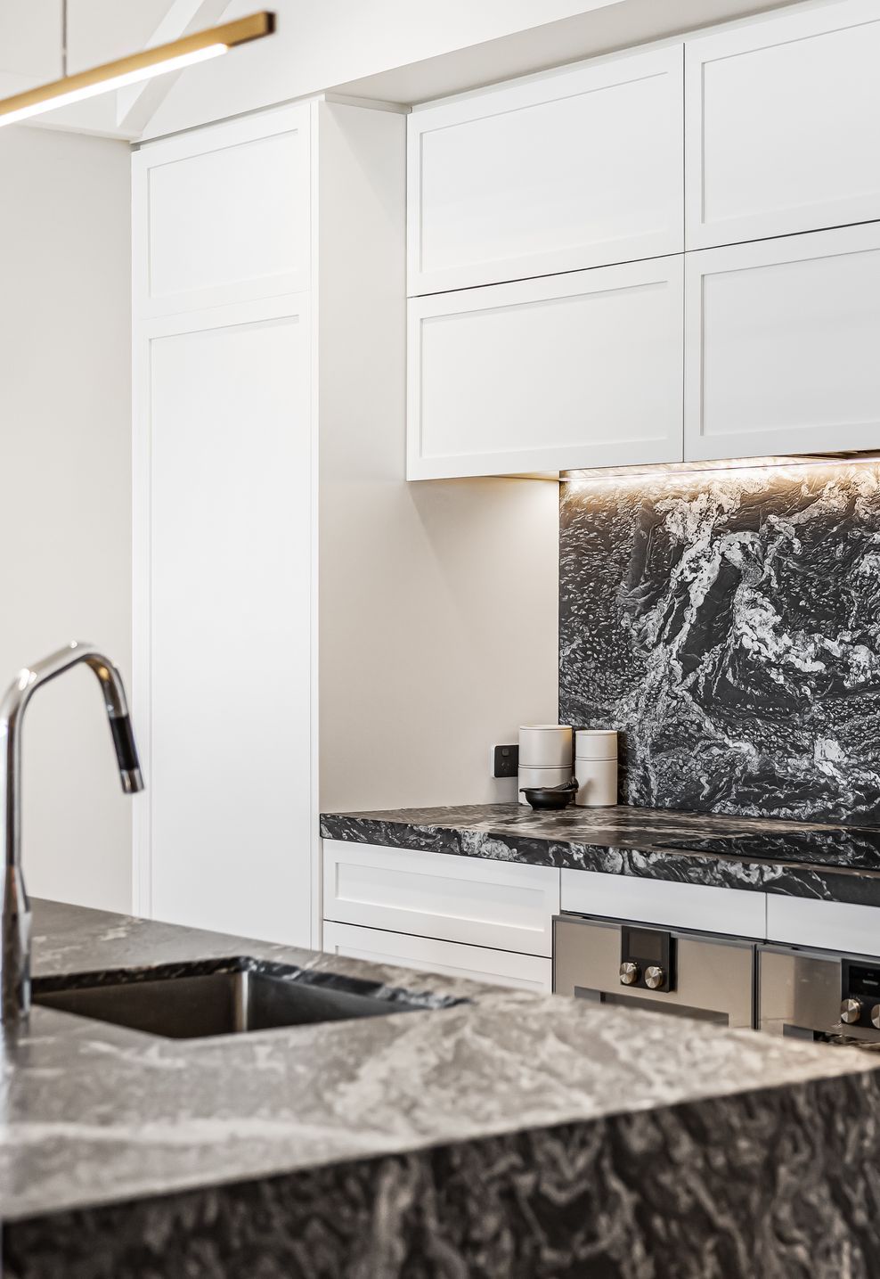 201A6960cropped-1.jpg