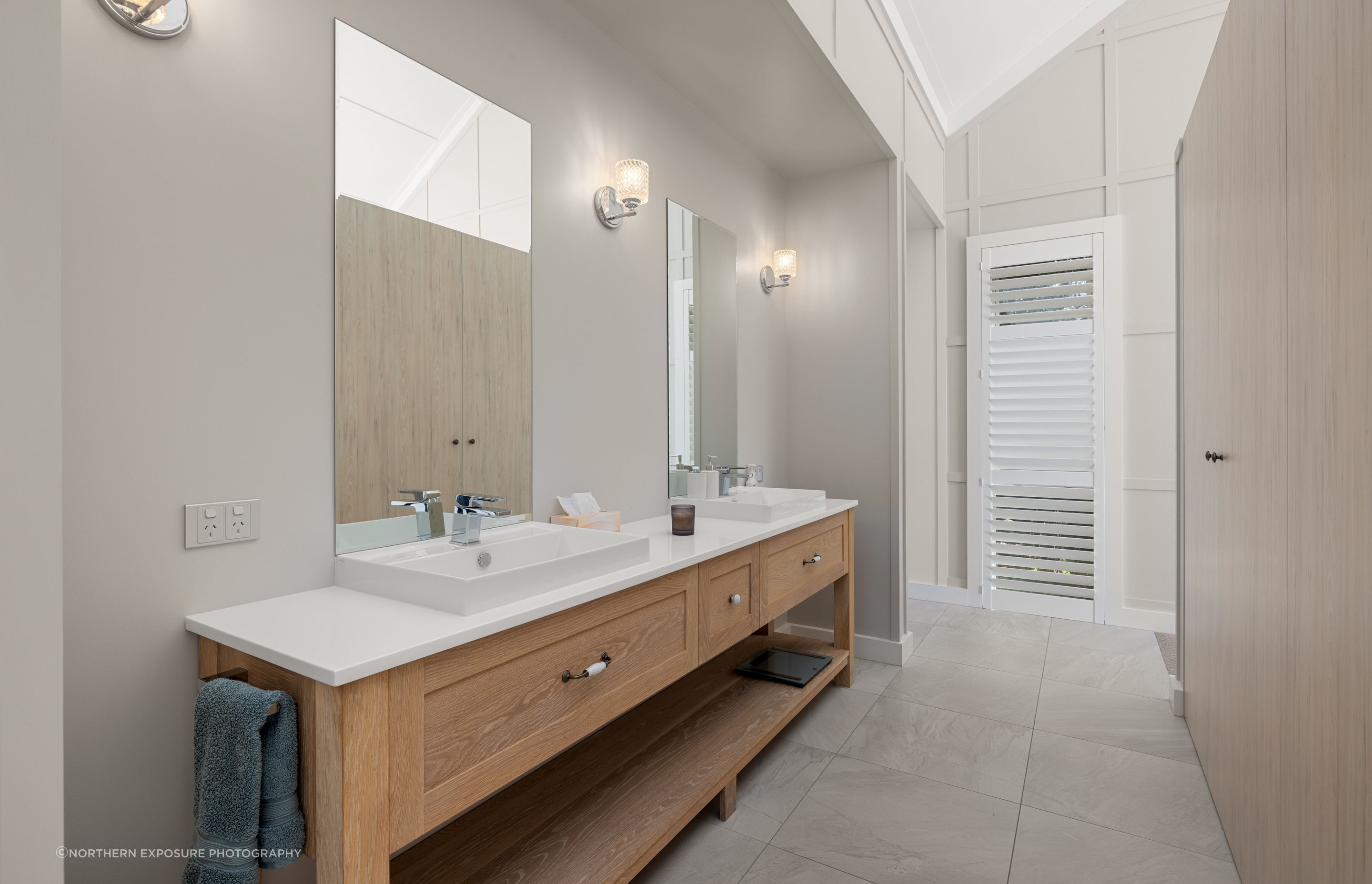 20230919Mahinepua-House-AInterior-24.jpg
