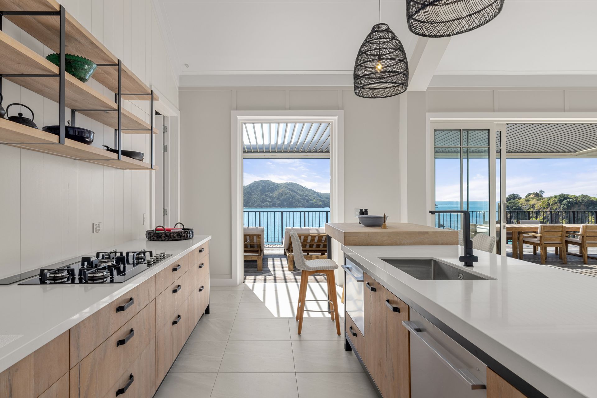 20230919Mahinepua-House-AInterior-26.jpg