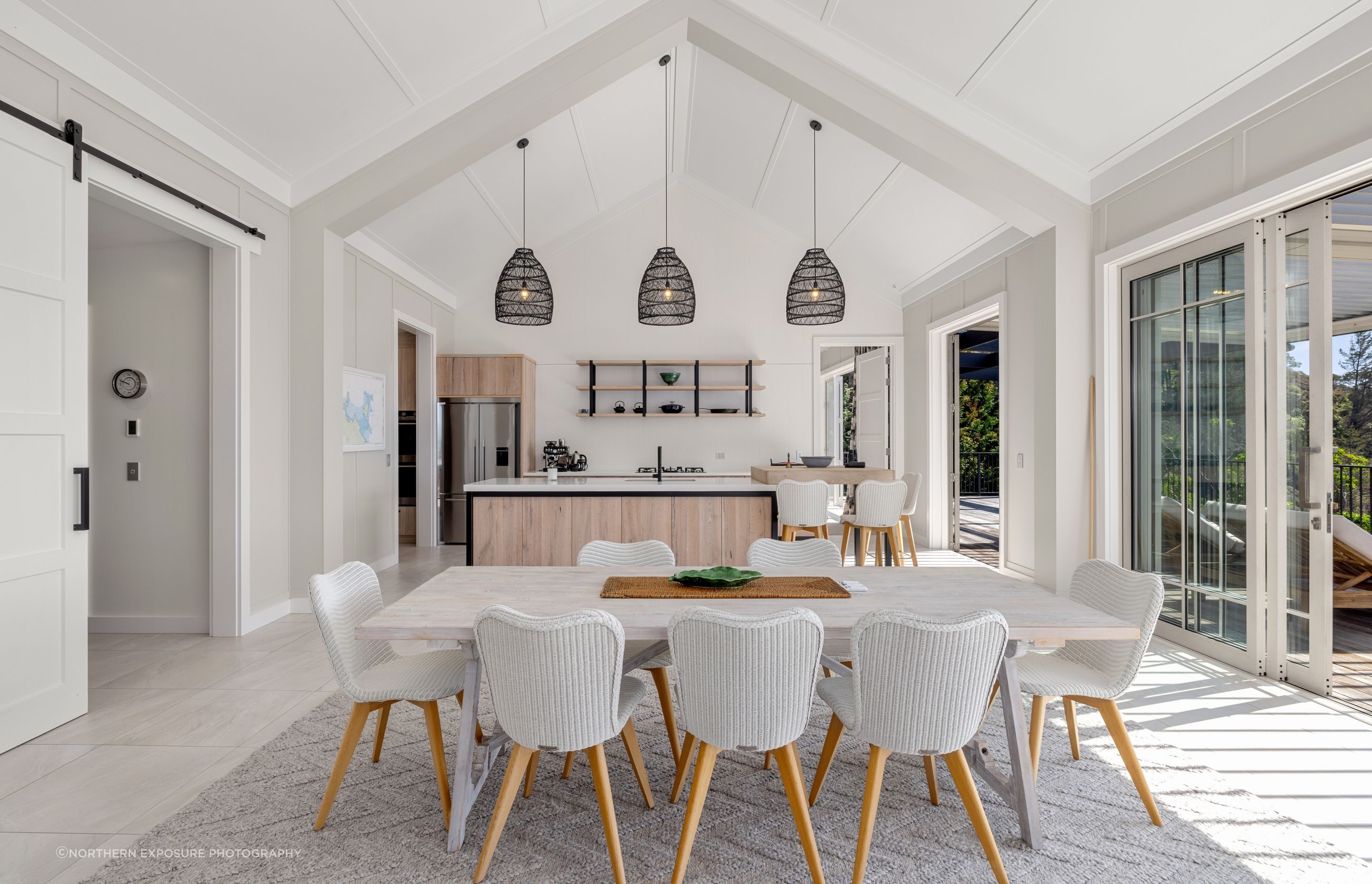 20230919Mahinepua-House-AInterior-28.jpg