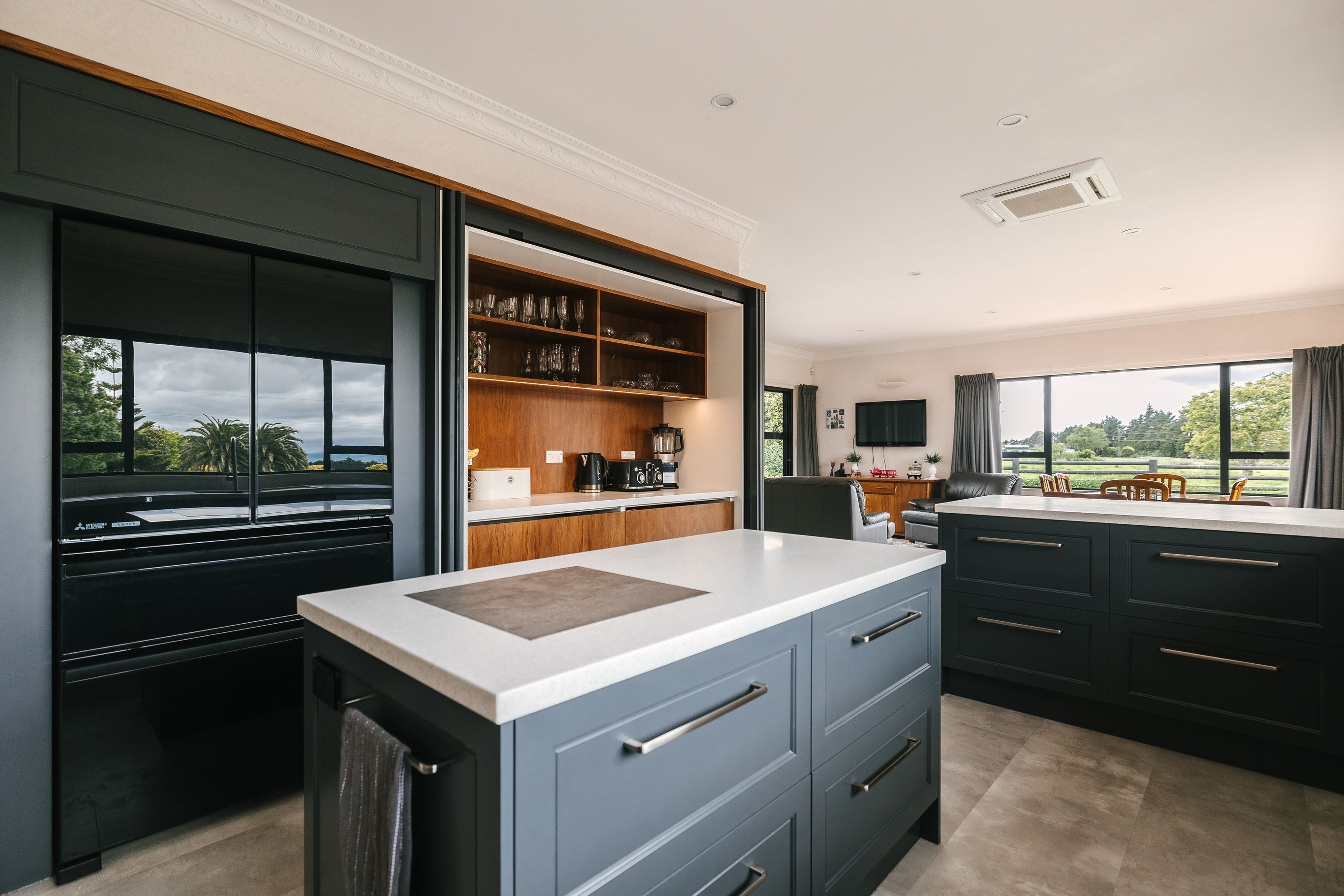 20241105NaturalEdgeJoinery-15-v3.jpg