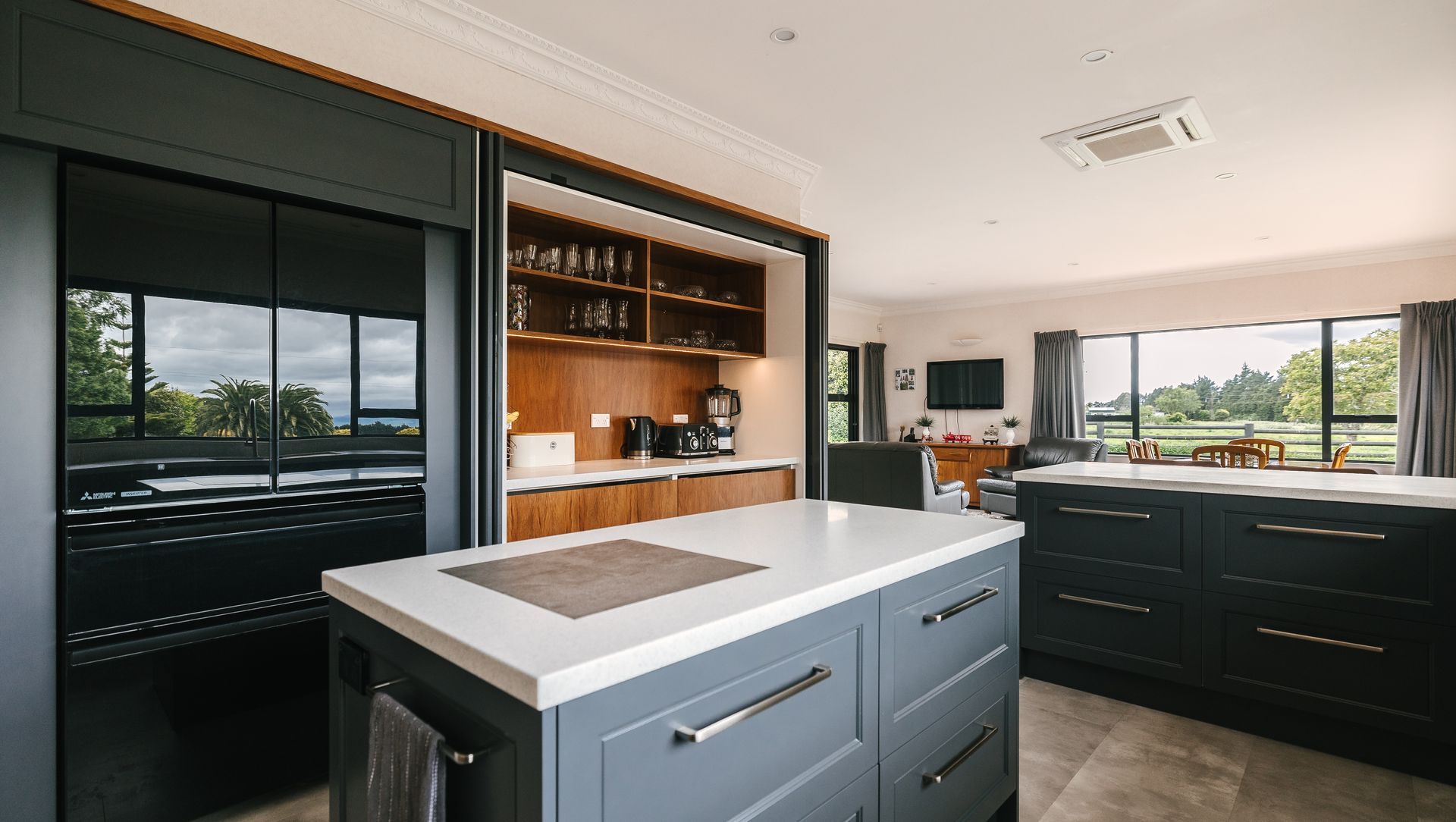 Top Grass Kitchen banner