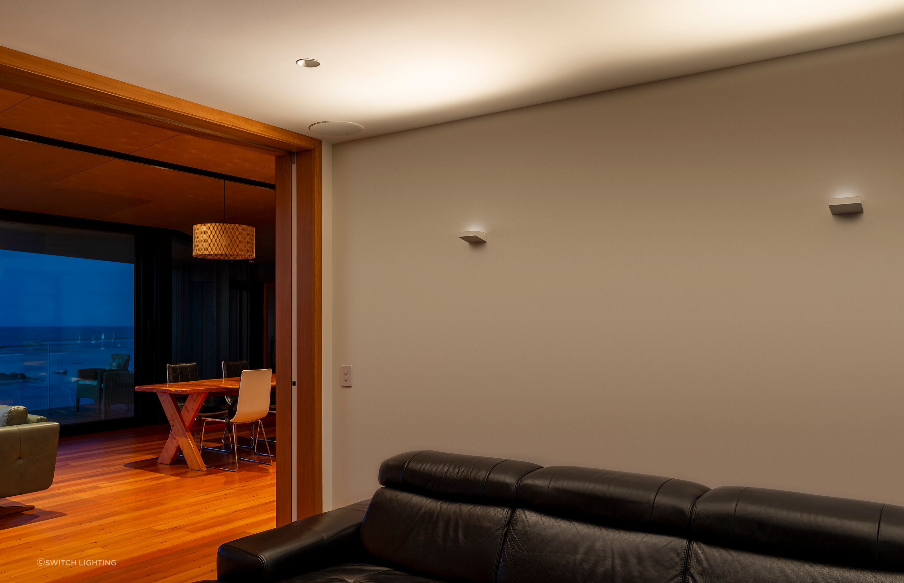 Cirro Ceiling Washer