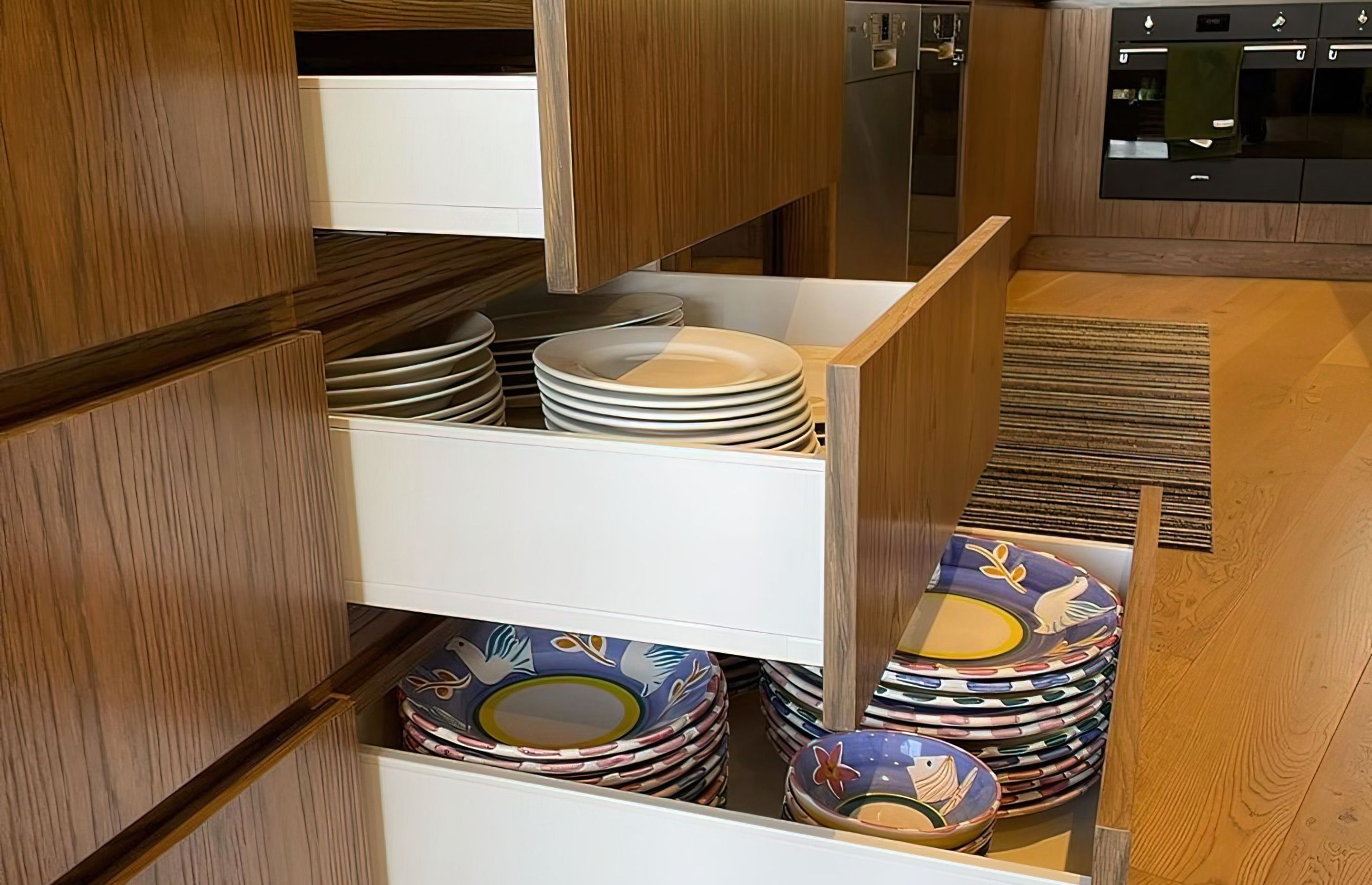 Photography: Classic Cabinets