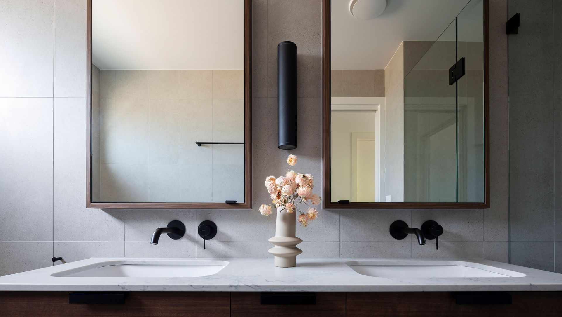 M + K Residence banner