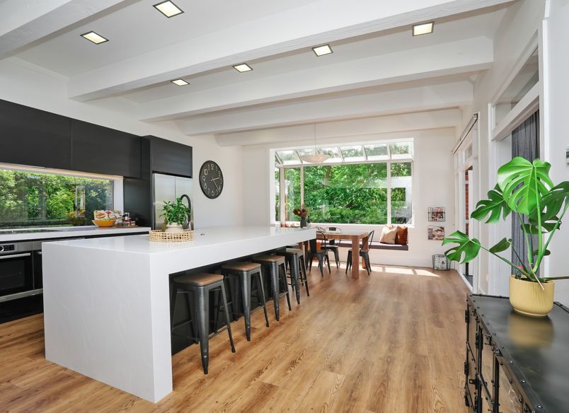 Tracey Residence