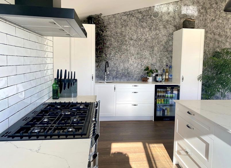 KAIWAKA MODERN COUNTRY KITCHEN
