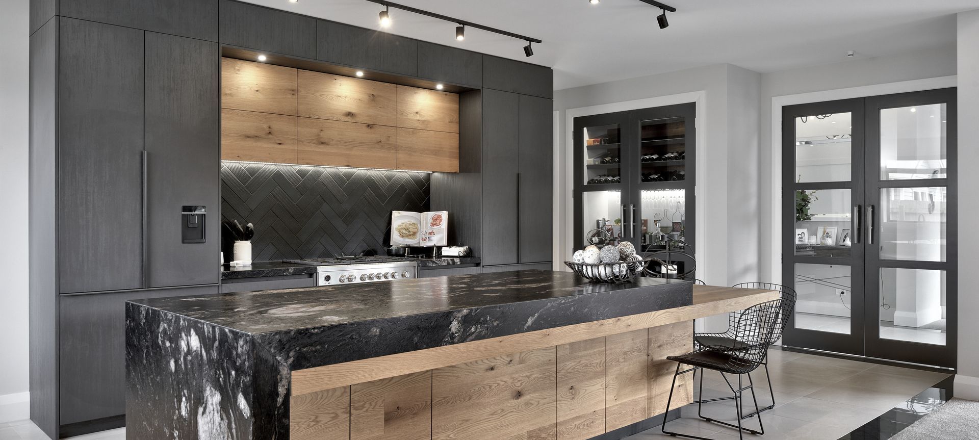 Oak Breakfast Bar, Huapai banner