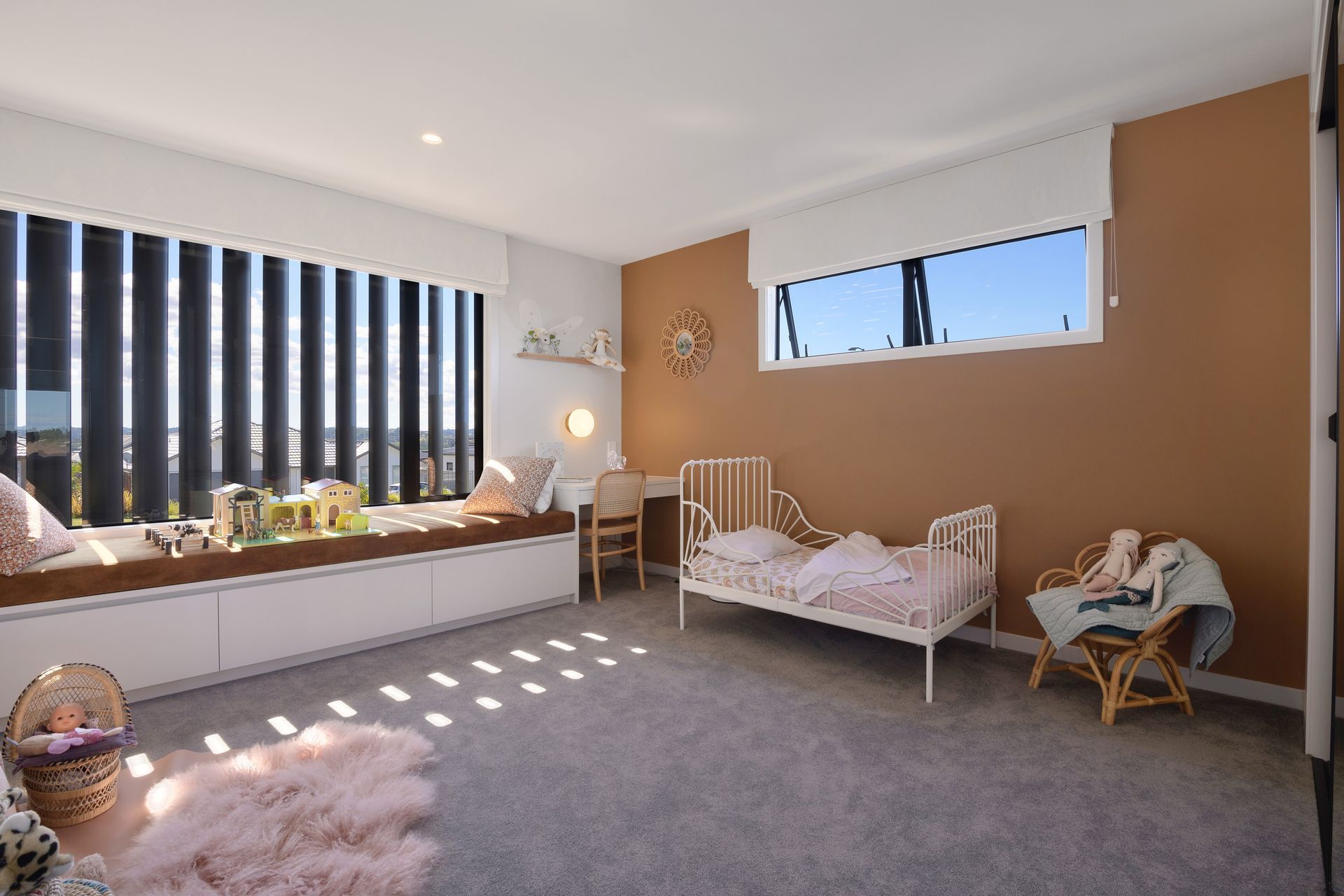 French Oak + Turbine Grey, Auckland