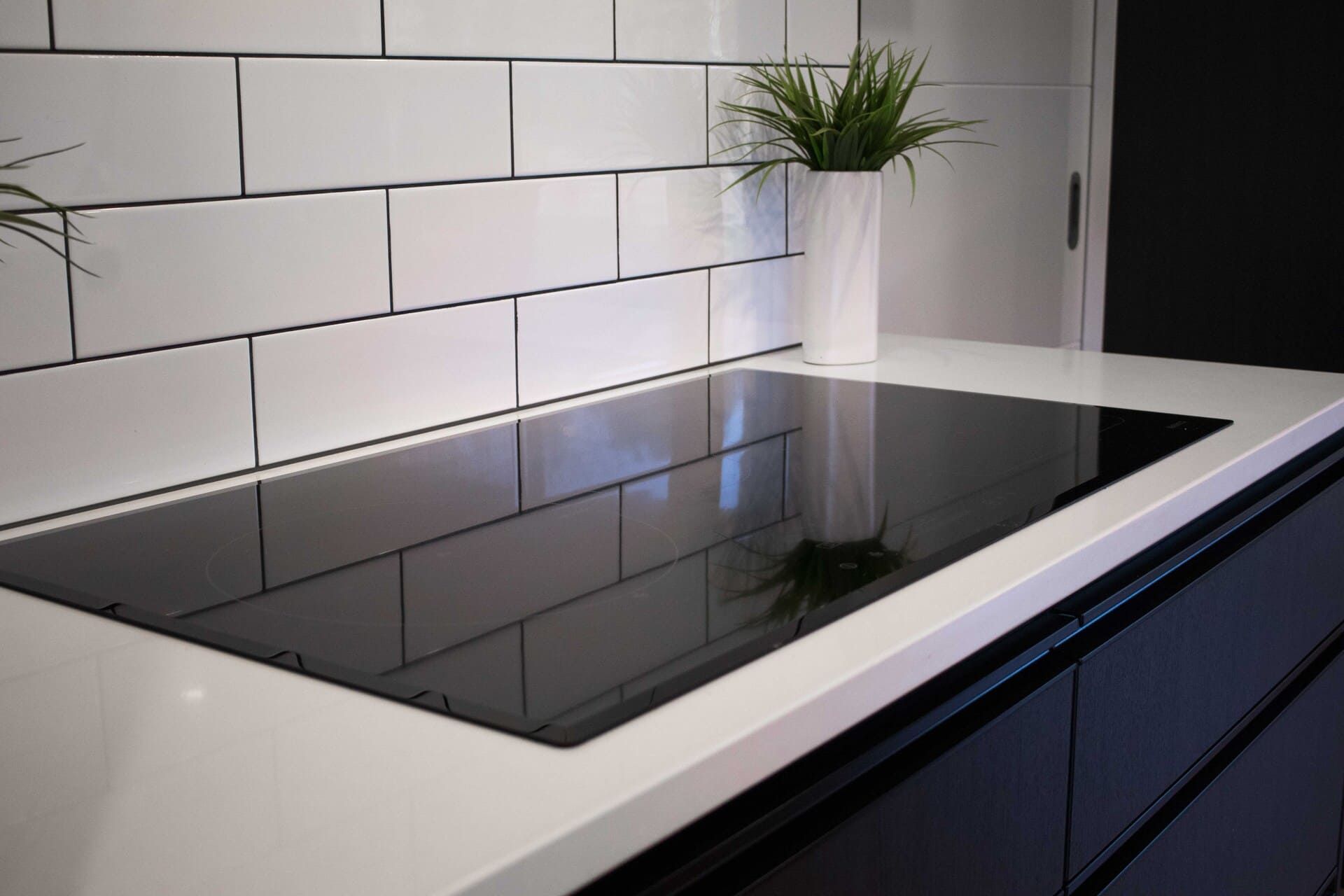 Monochromatic Living