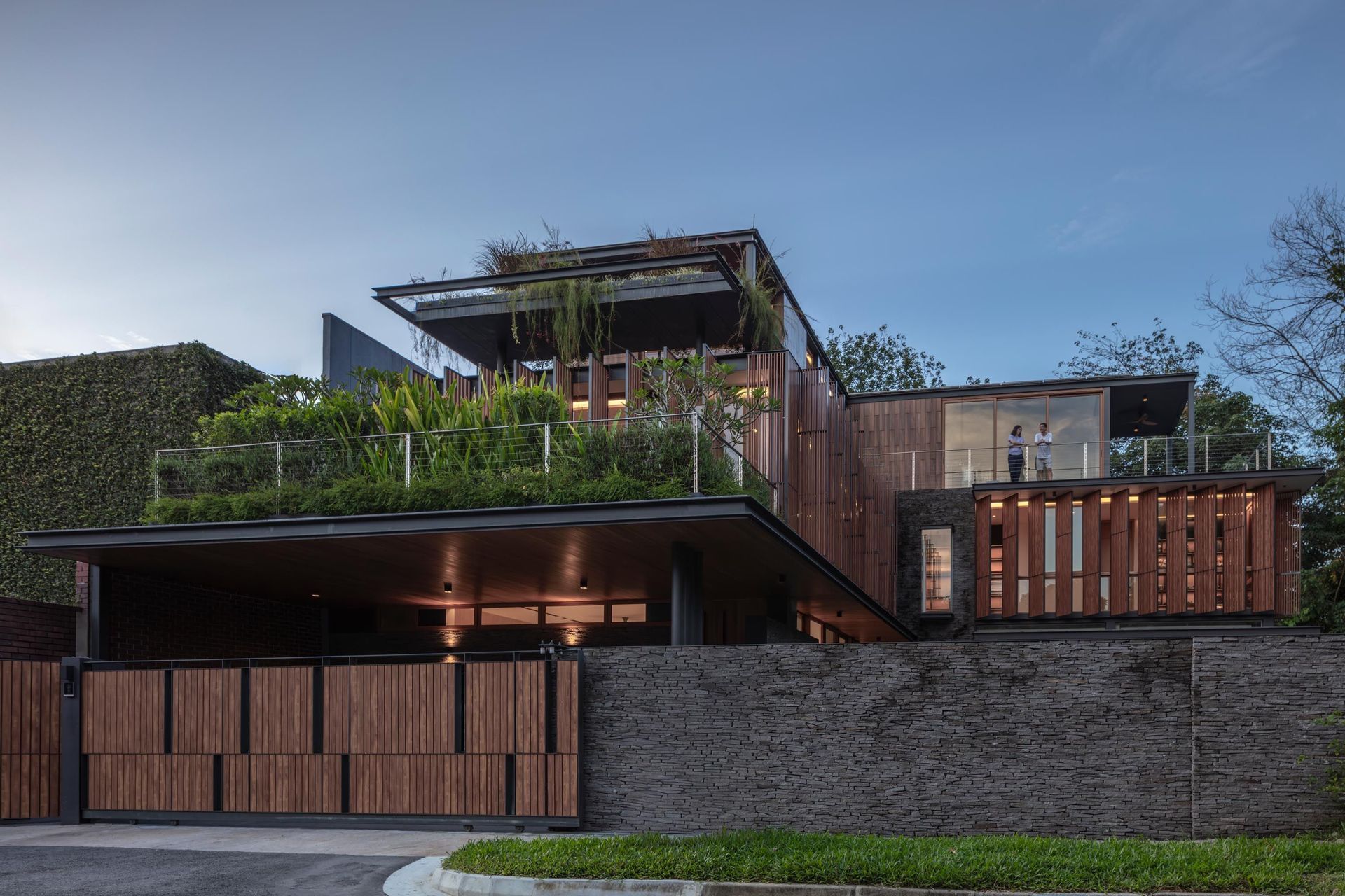 53GreenleafPl-Evening-42.jpg