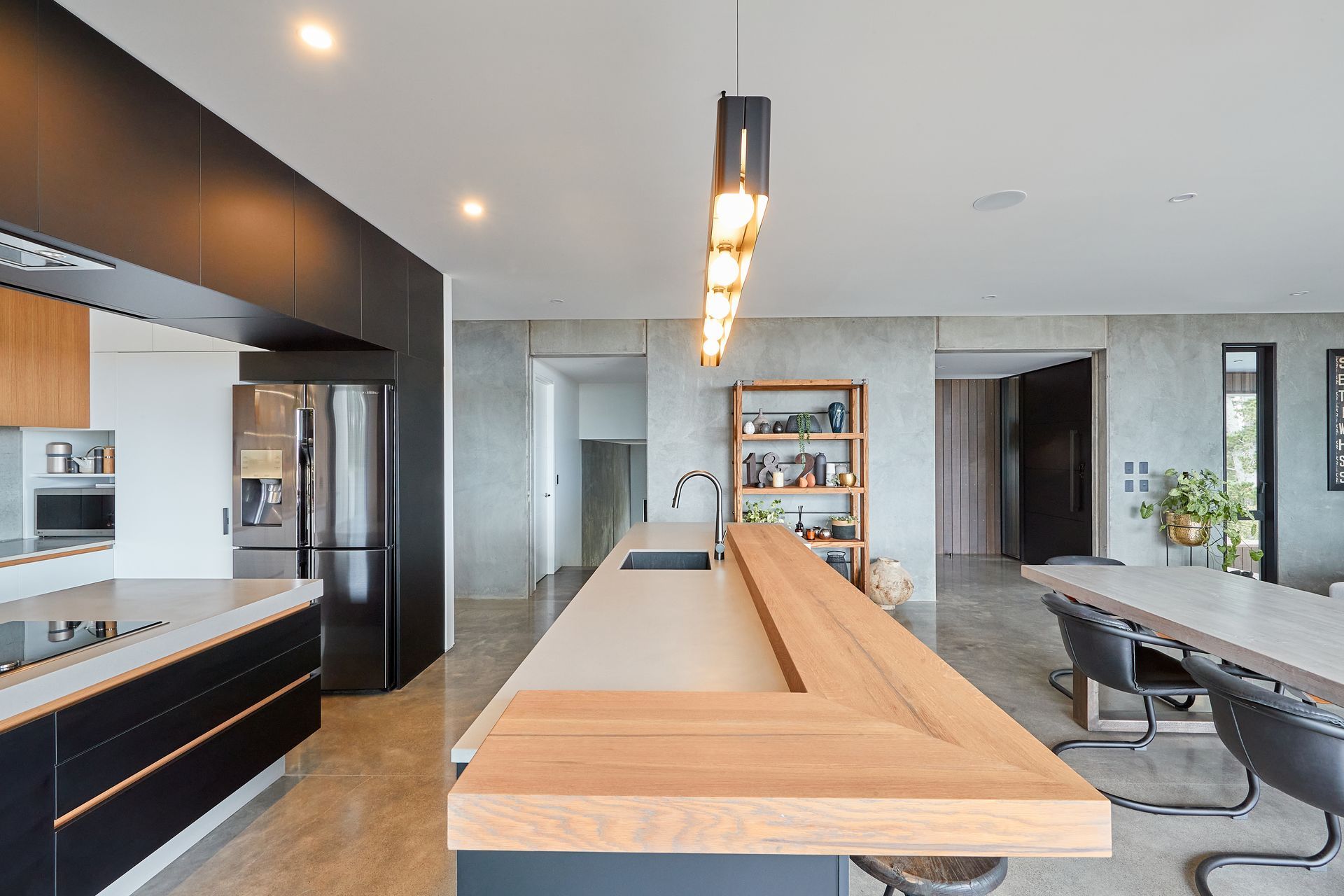 Keely Kitchen, Cambridge Heights