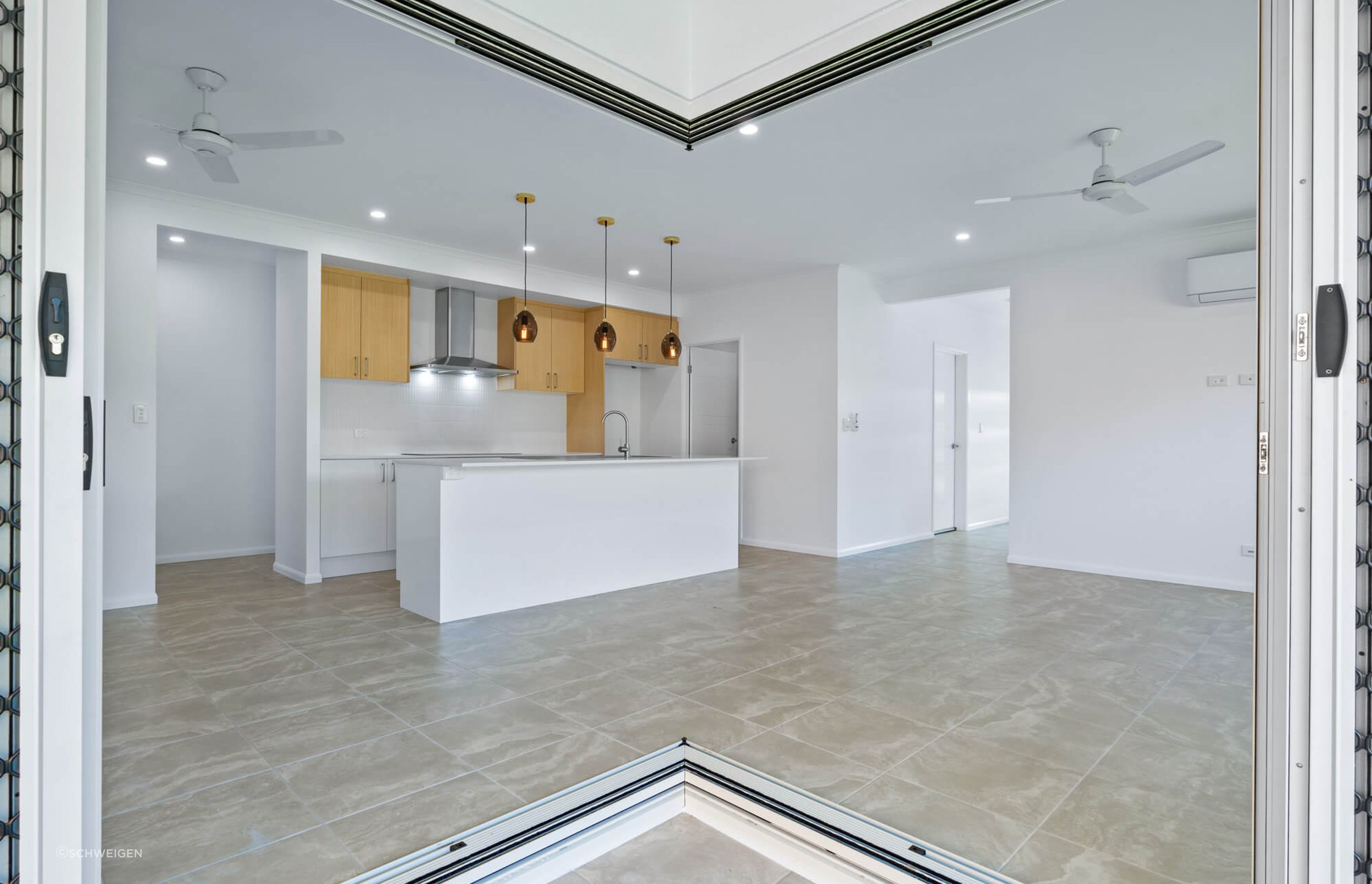 662f4089ec6e811d806a87ea10-Ayla-Crt-Edmonton-15.jpg