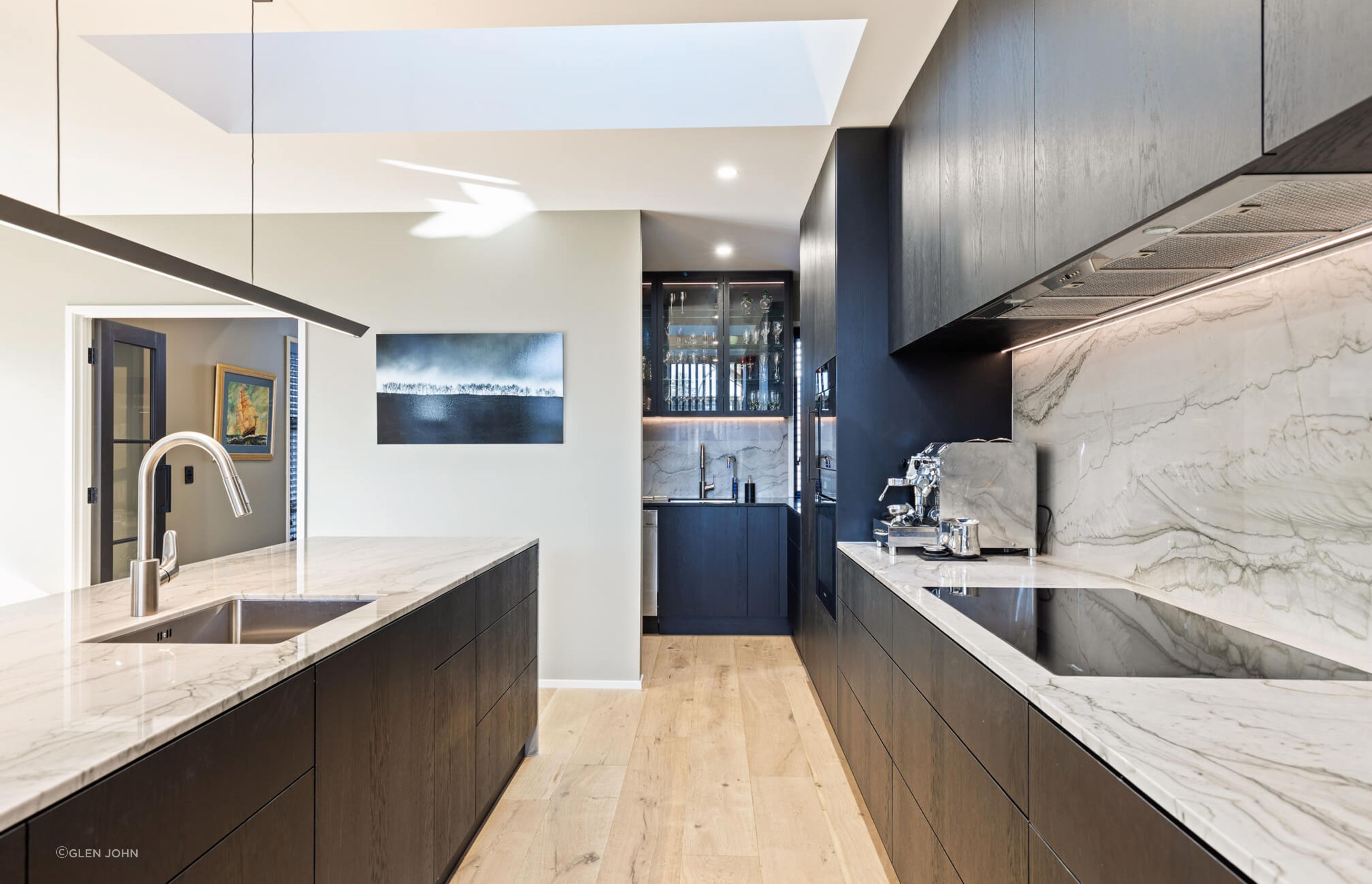 66e11e9c85406dd70b625950newStyleHomesCastHome-044.jpg