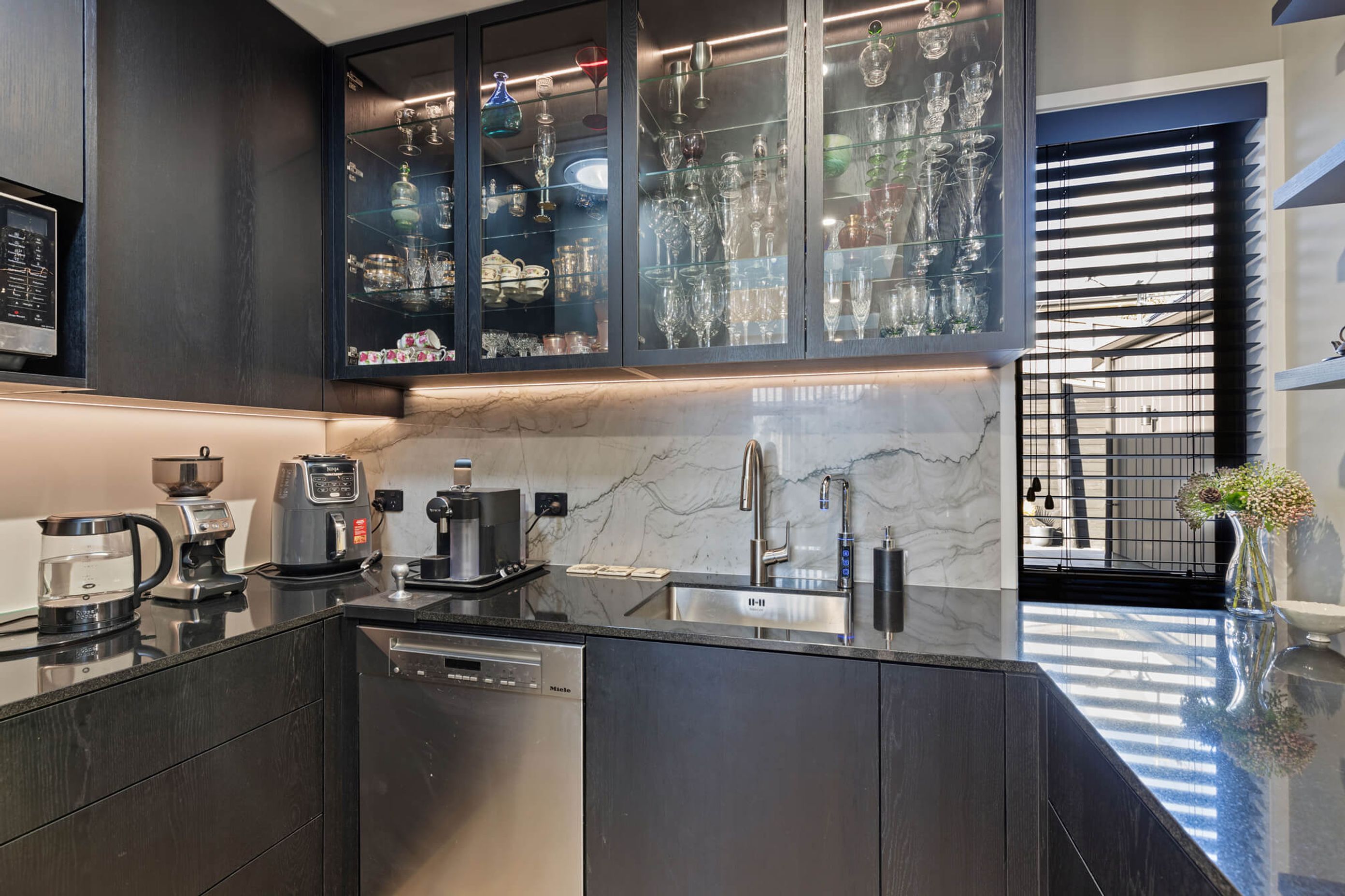 66e11e9caf1d68def4875a63newStyleHomesCastHome-045.jpg