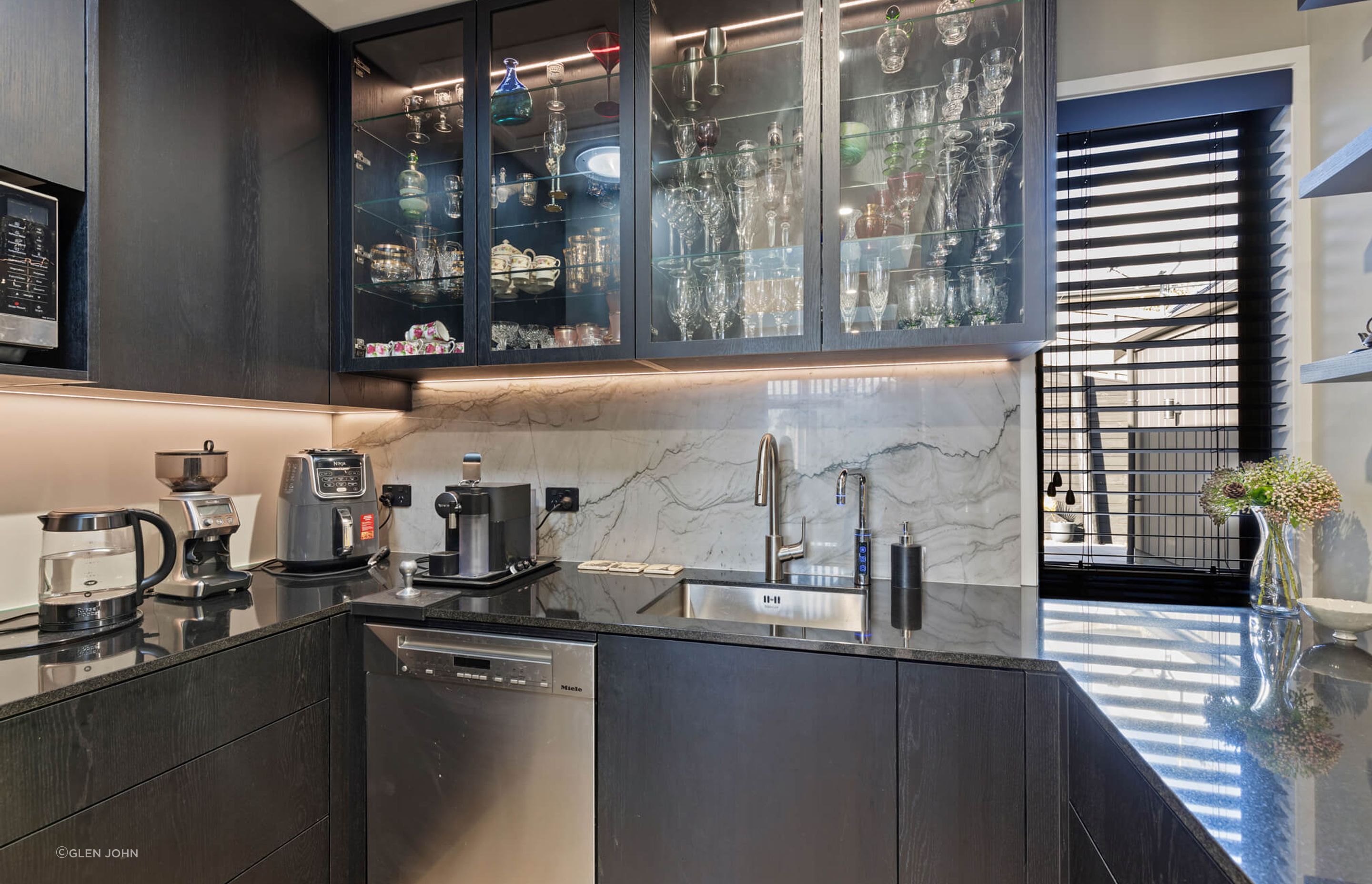 66e11e9caf1d68def4875a63newStyleHomesCastHome-045.jpg