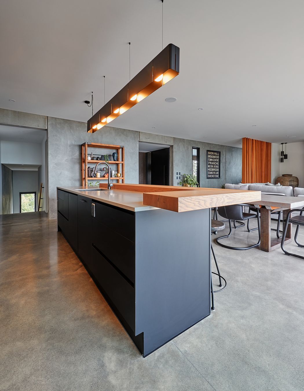 Keely Kitchen, Cambridge Heights