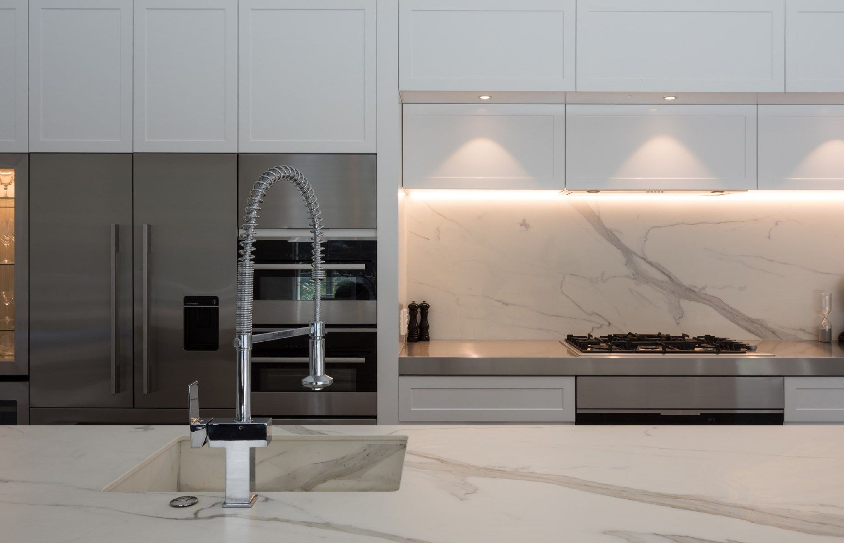 Dezignatek Thermoform Ronda profile in White Satin, Designed by Jordan Dale of Gold Kitchens