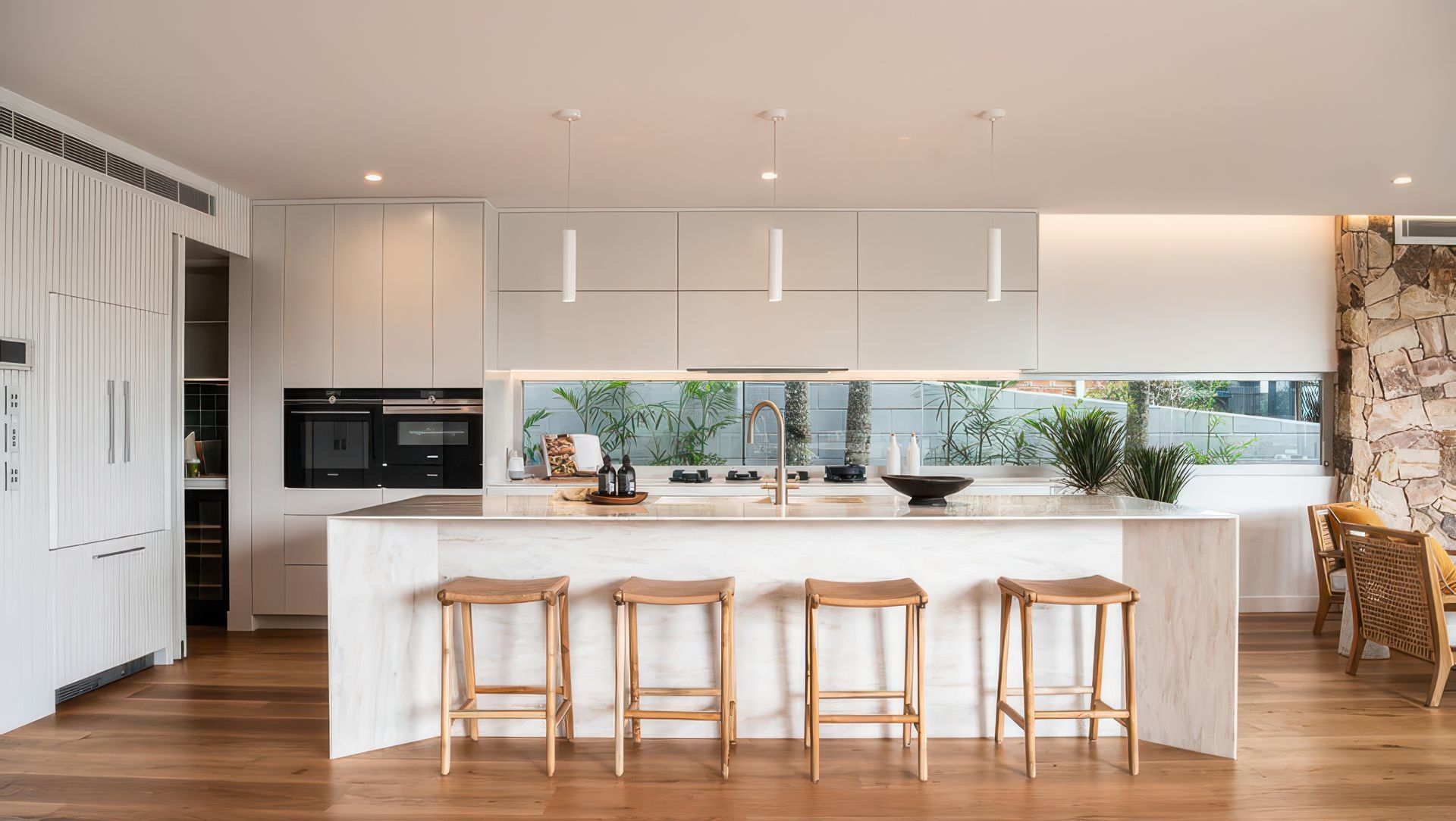 Mossman Court banner