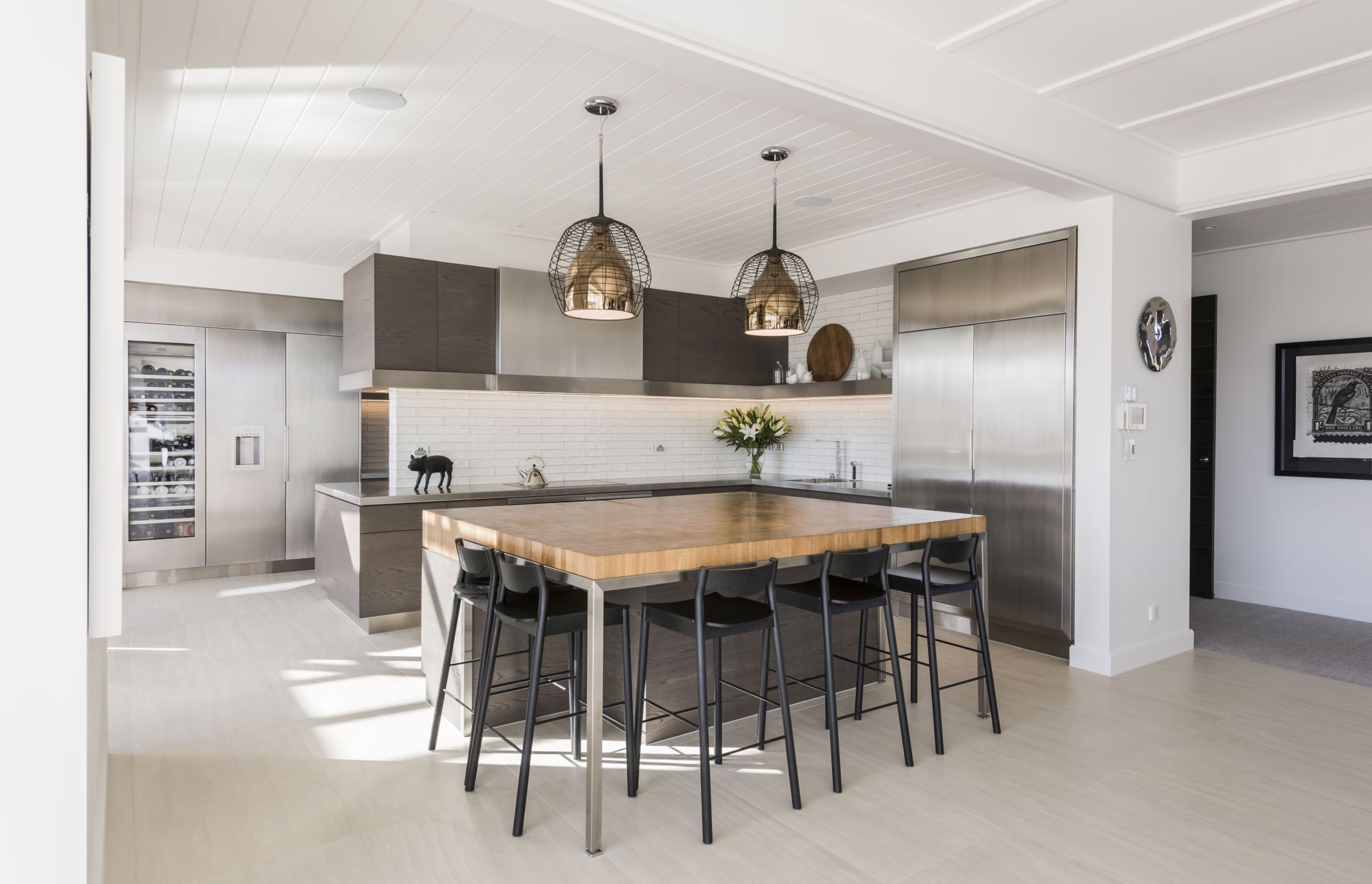 Twotoned Veneer Kitchen by NZ Panels Group ArchiPro NZ