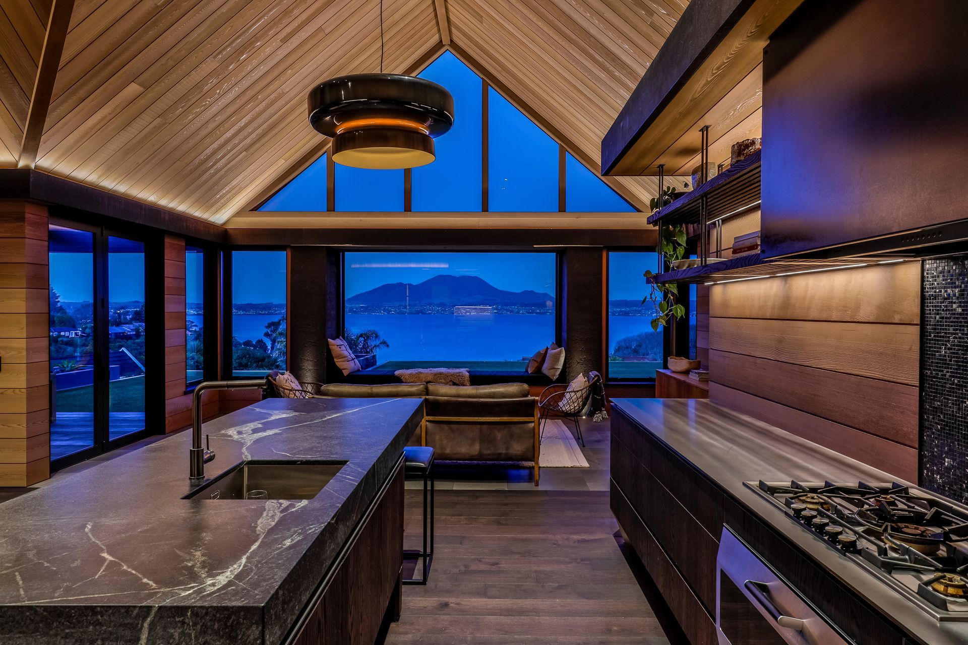 Acacia Bay Gables
