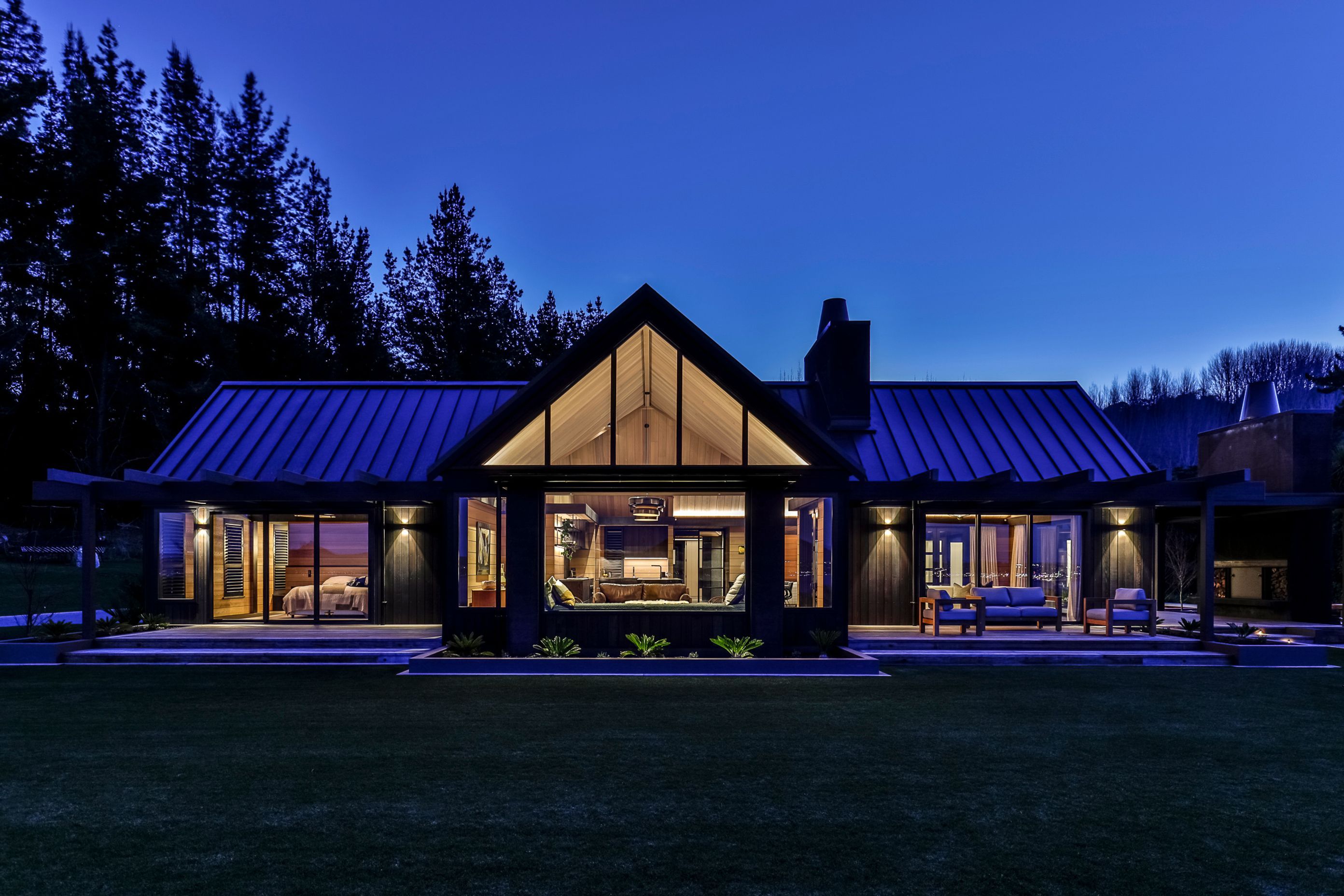 Acacia Bay Gables