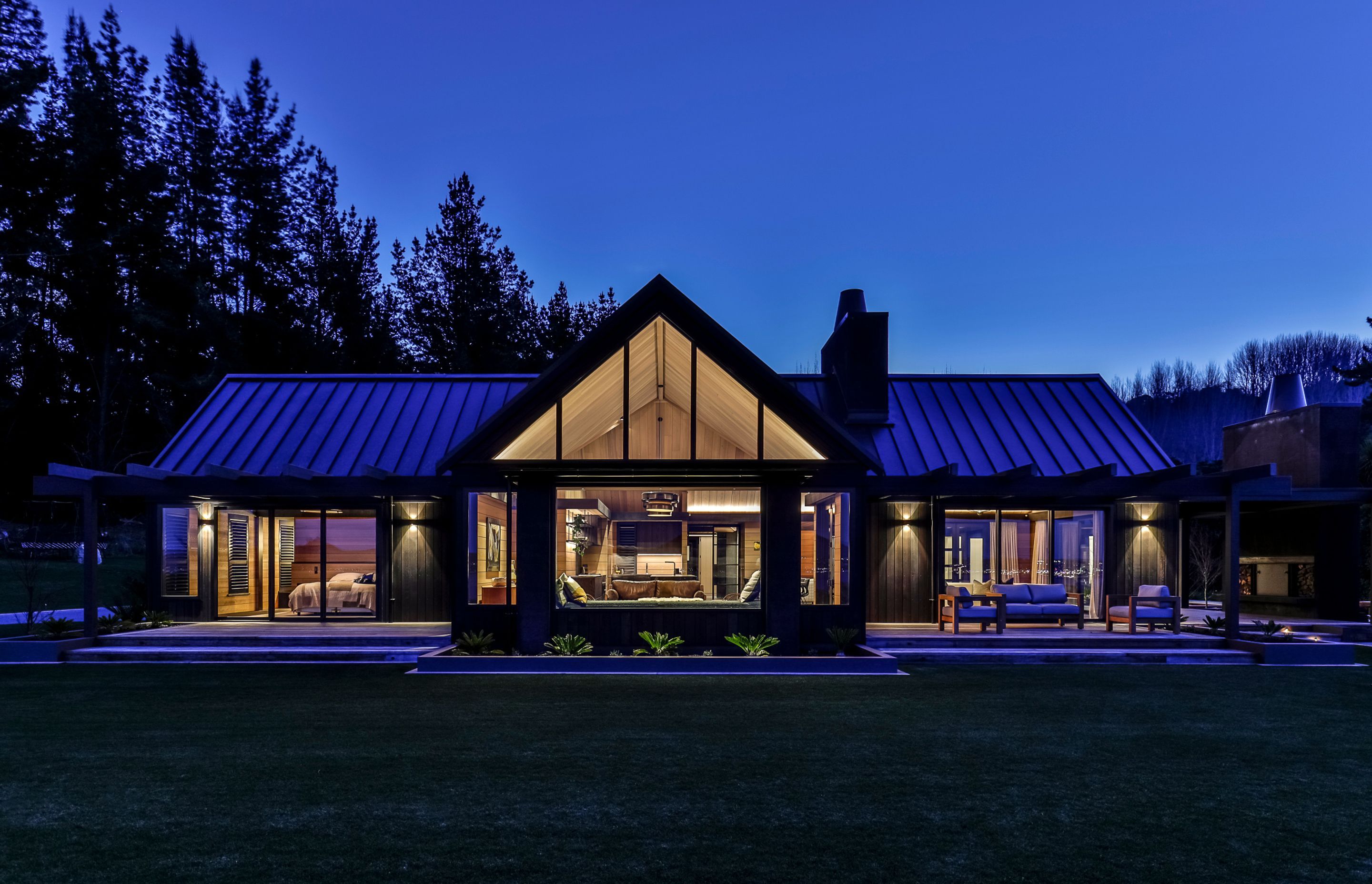 Acacia Bay Gables