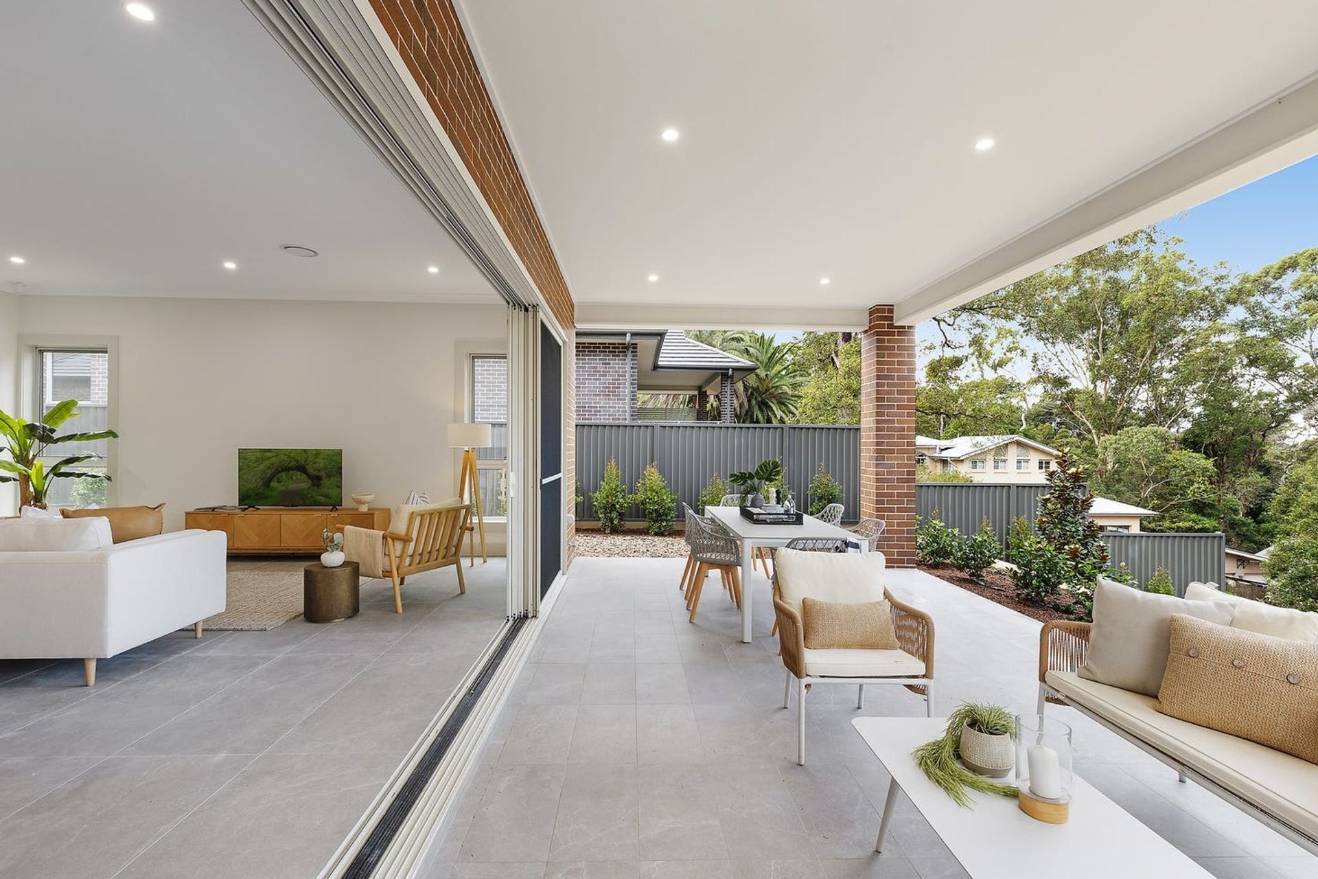 Alfresco-2.jpg