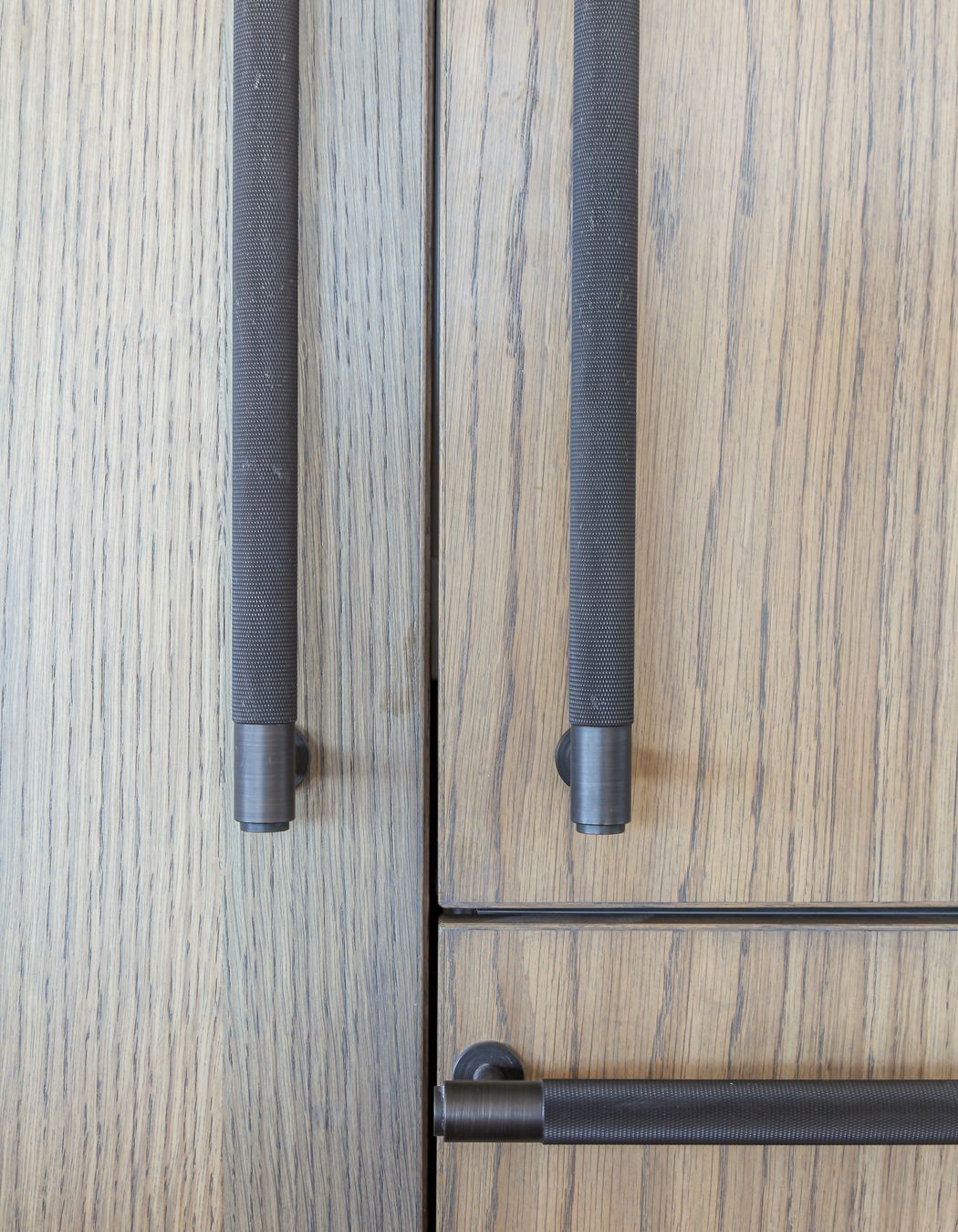 Prime Panels Natural Veneer in American White Oak. Designed by Kate Graham of Suede + Stone Interior Design.