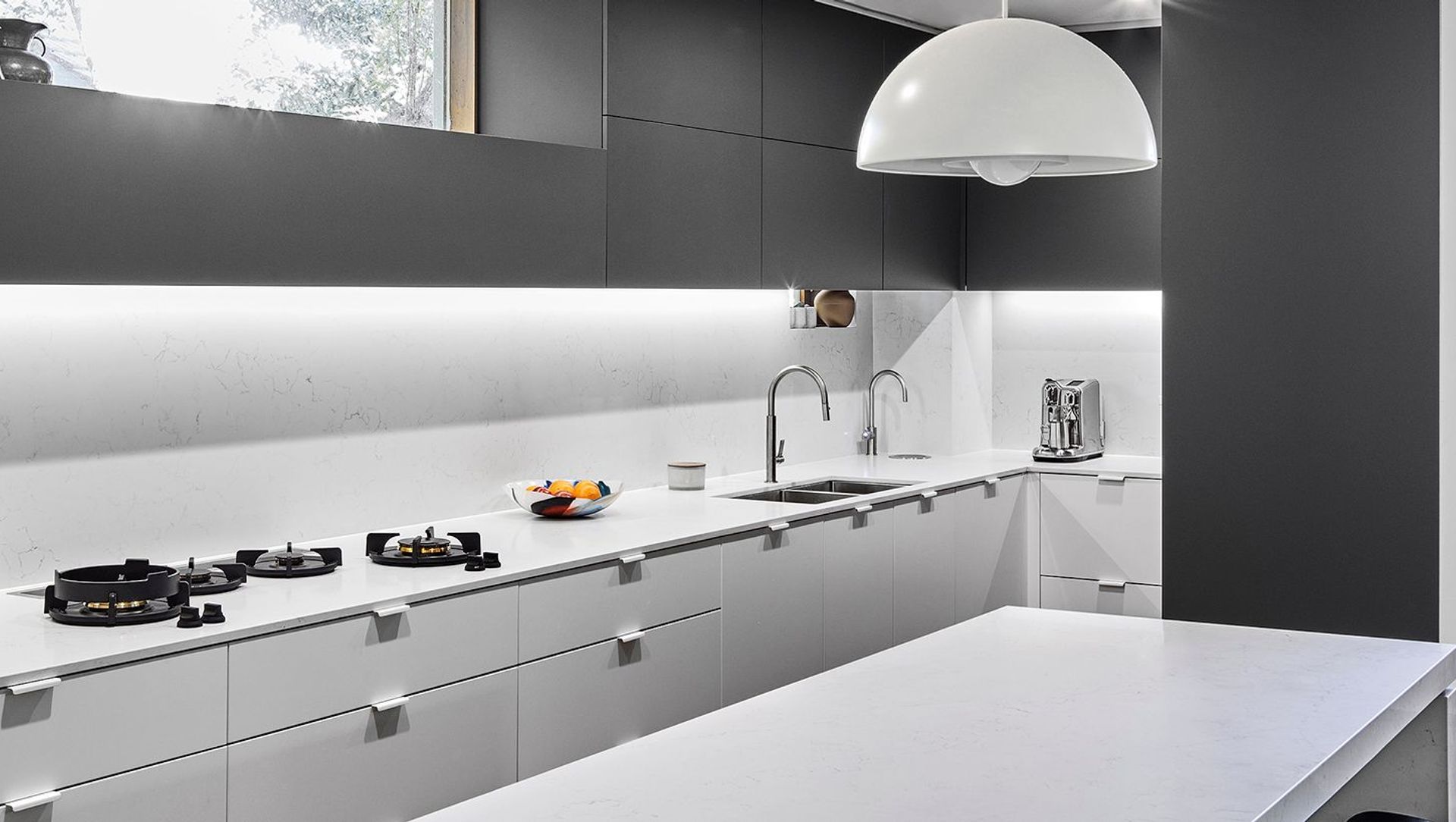 Black & White Kitchen Design – Greenwich banner