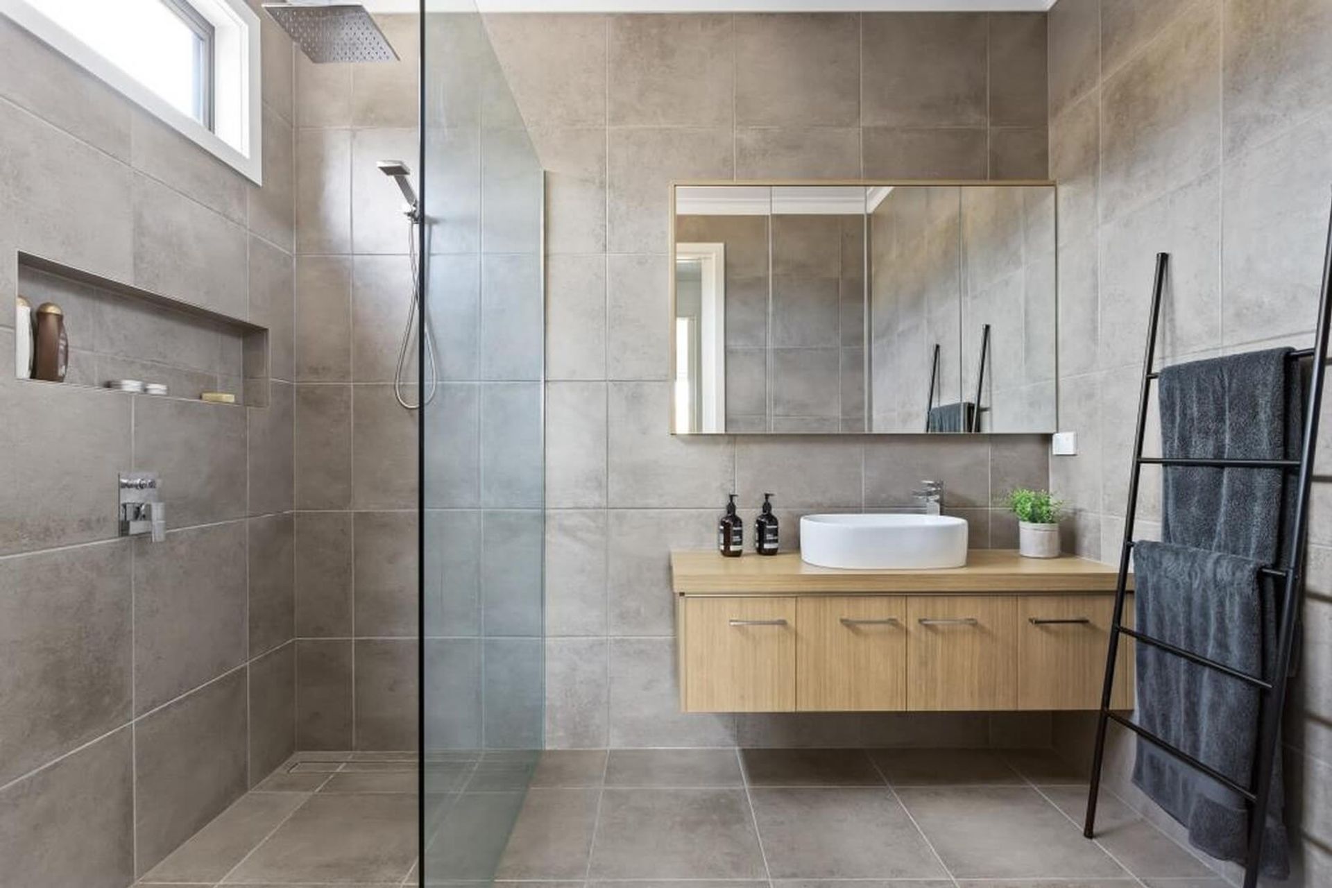 Bathroom-v4.jpg