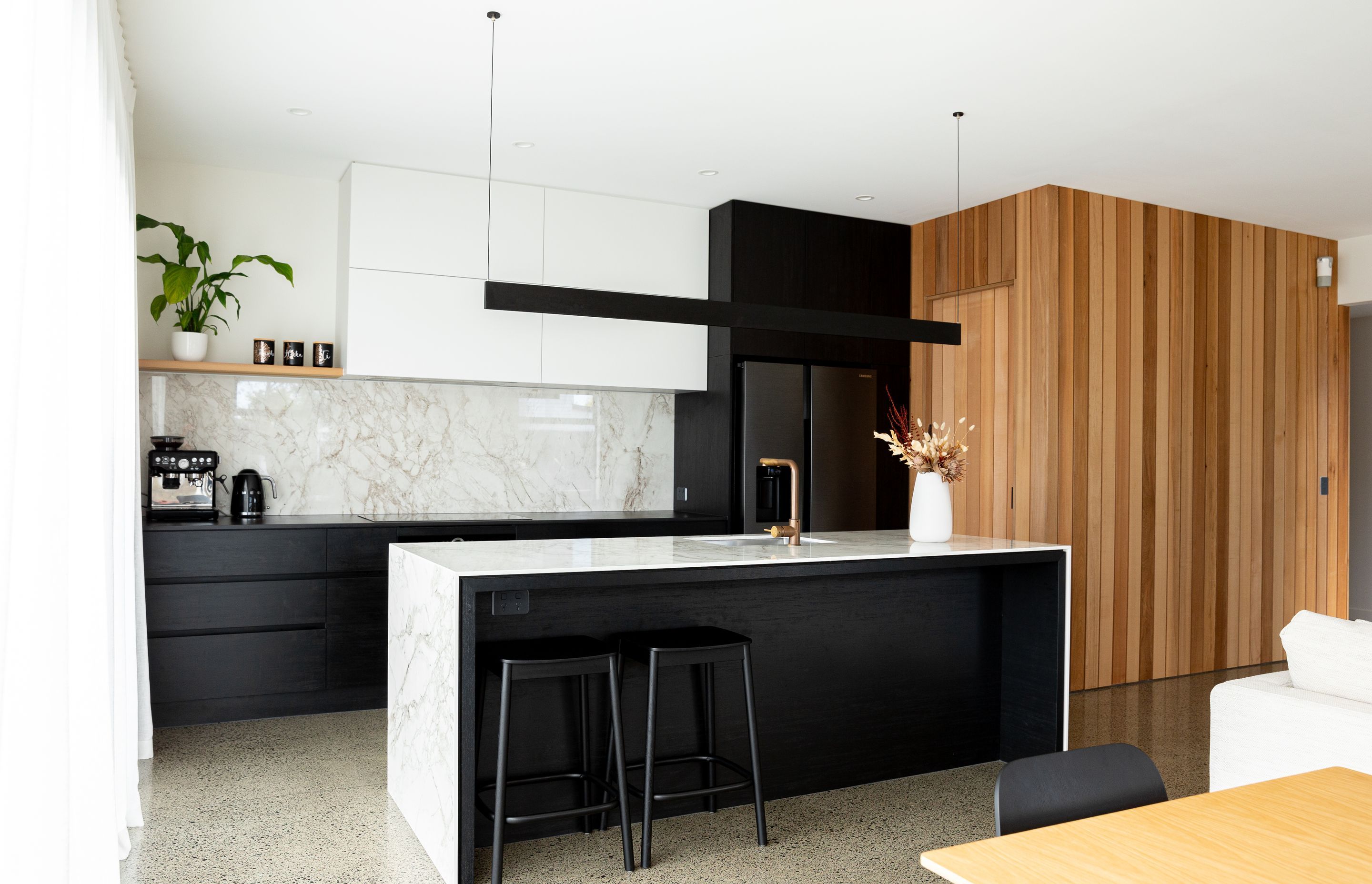 Bestwood Melamine, Black Timberland + Limestone. Design by Peta Davey, Yellowfox.