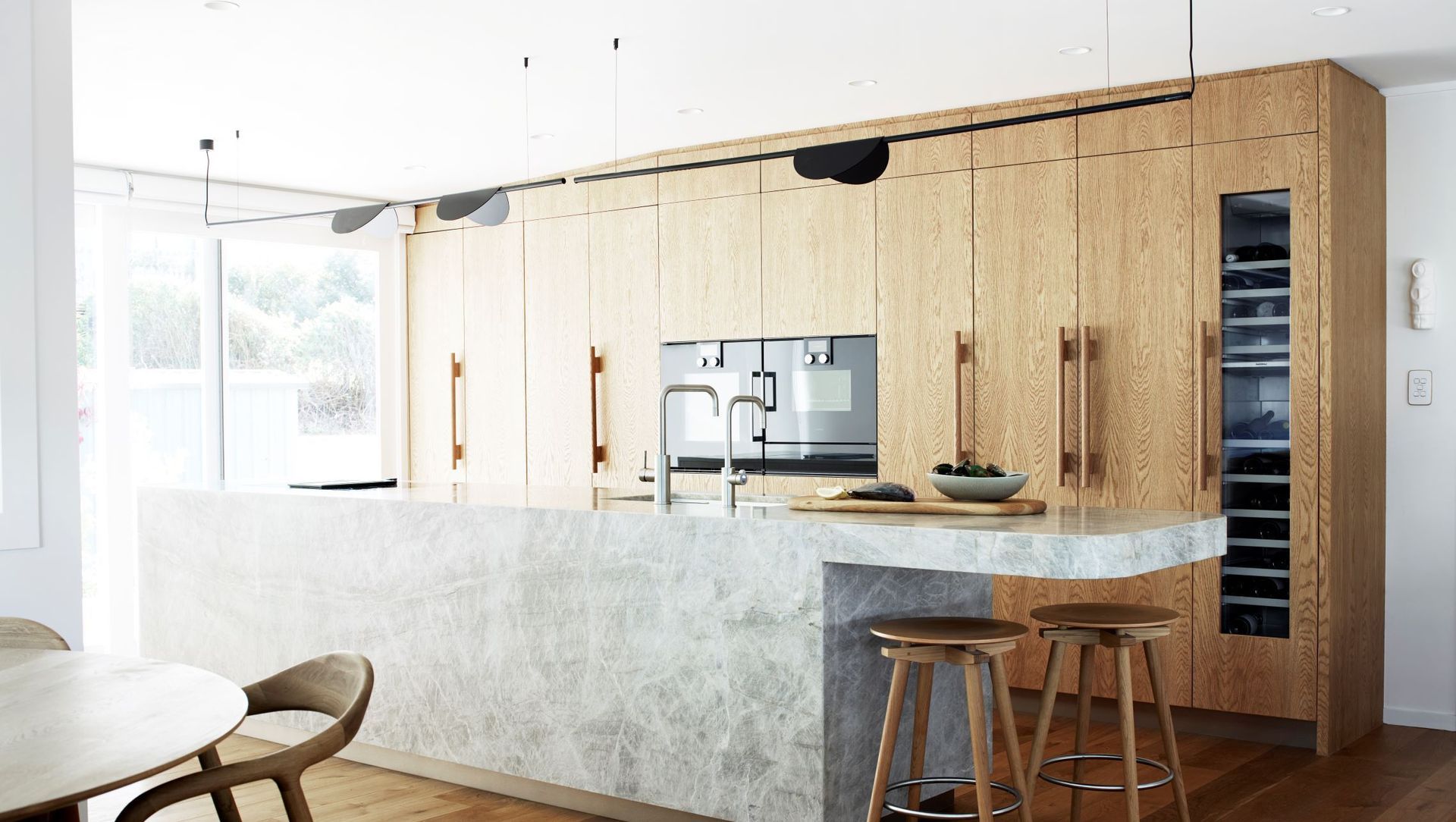 Veneer Creates Coastal Vibe banner