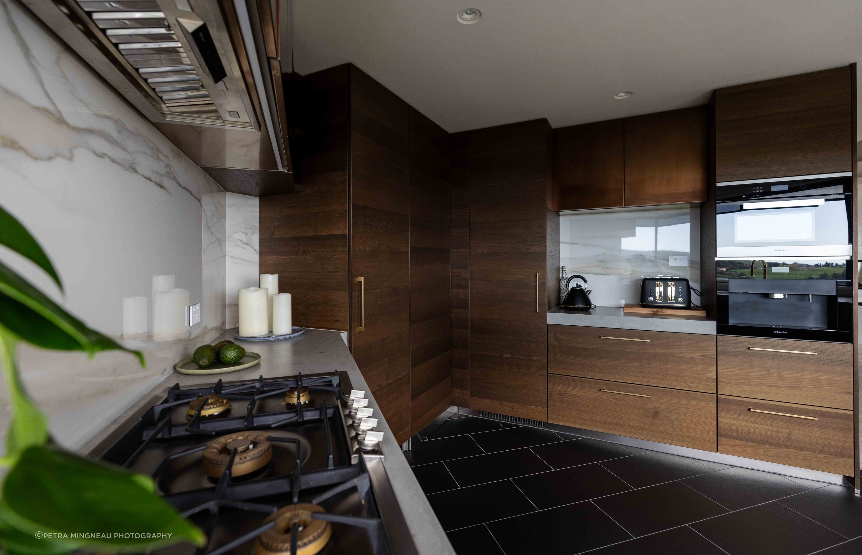 CJ-KITCHEN-SMALL-FOR-ONLINE-2.jpg