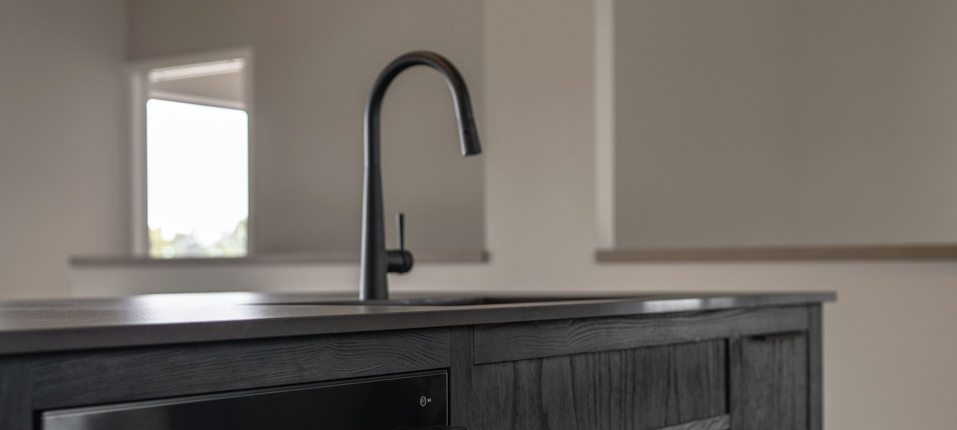 Onemana Kitchen banner