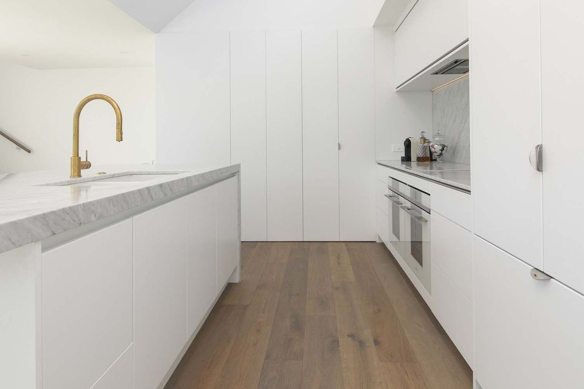 Milan Square The Perfect Backdrop