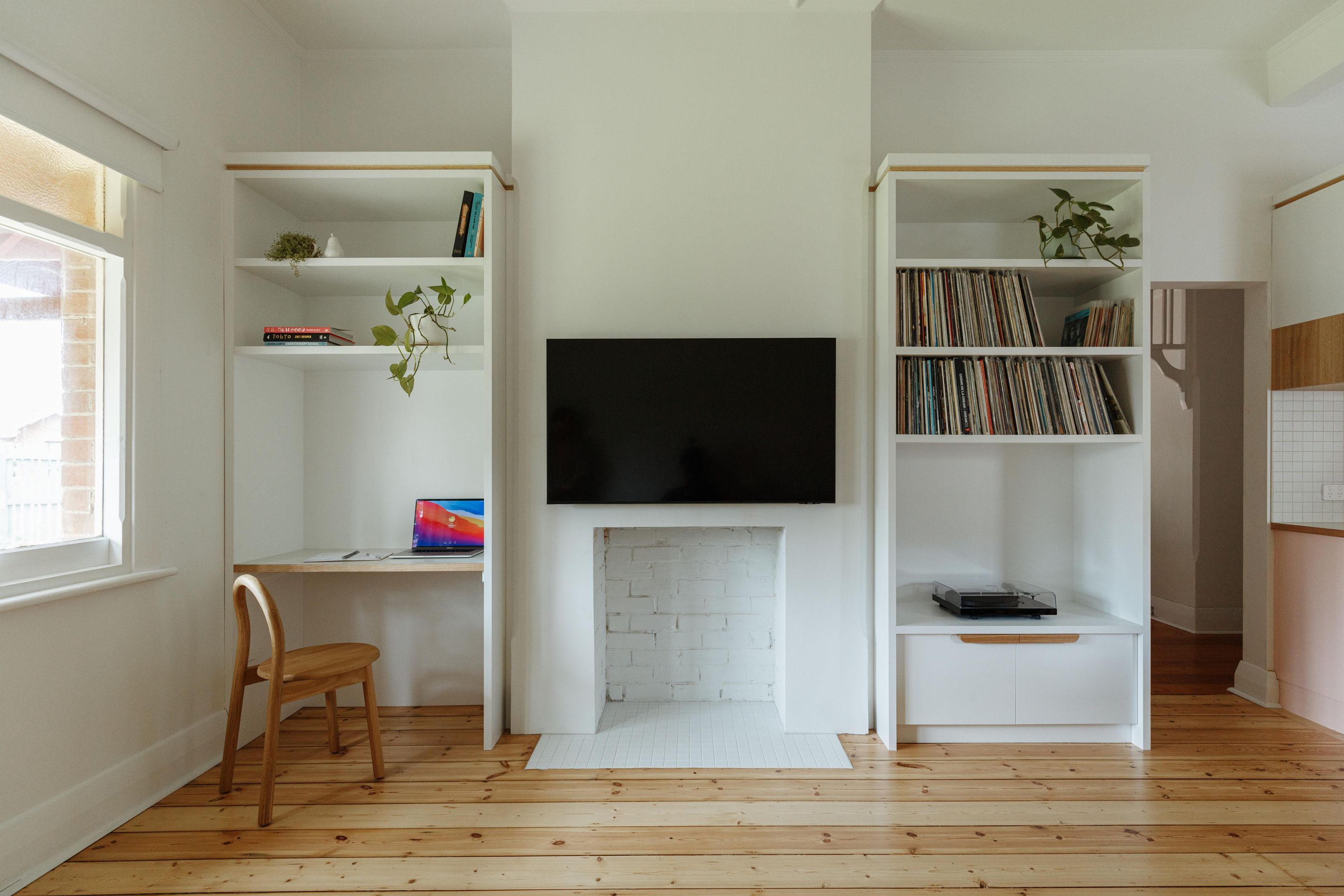 DK17453-min.jpg