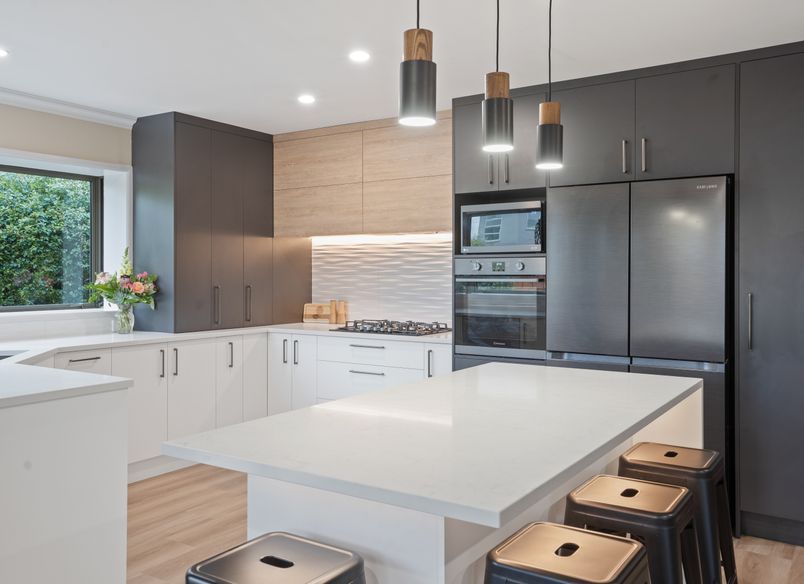 Contemporary Touchtex ZeroLine Kitchen - Burnside