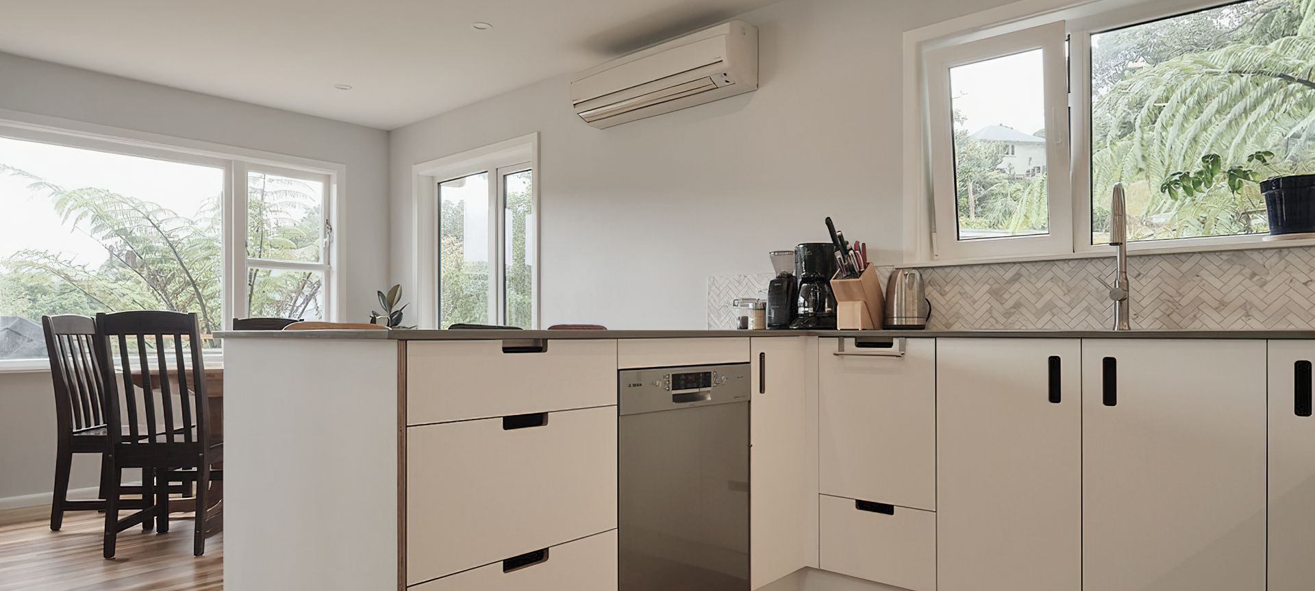 White and Birch Kitchen in Wilton banner