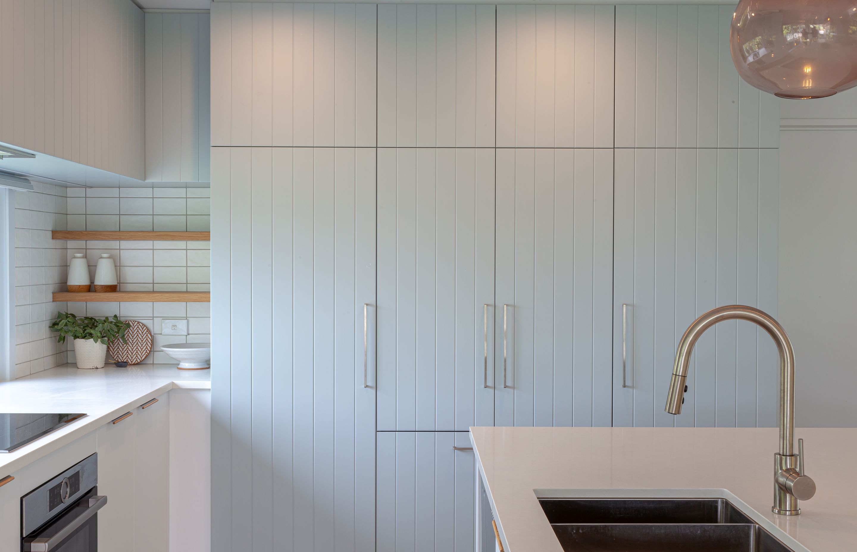 Dezignatek Thermoform, Villa Blue - Matt in Kawhia profile. Design by Michelle McAnulty, Beaver Kitchens