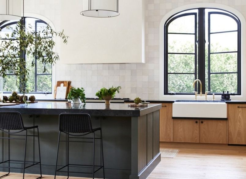 Black Beauty Kitchen