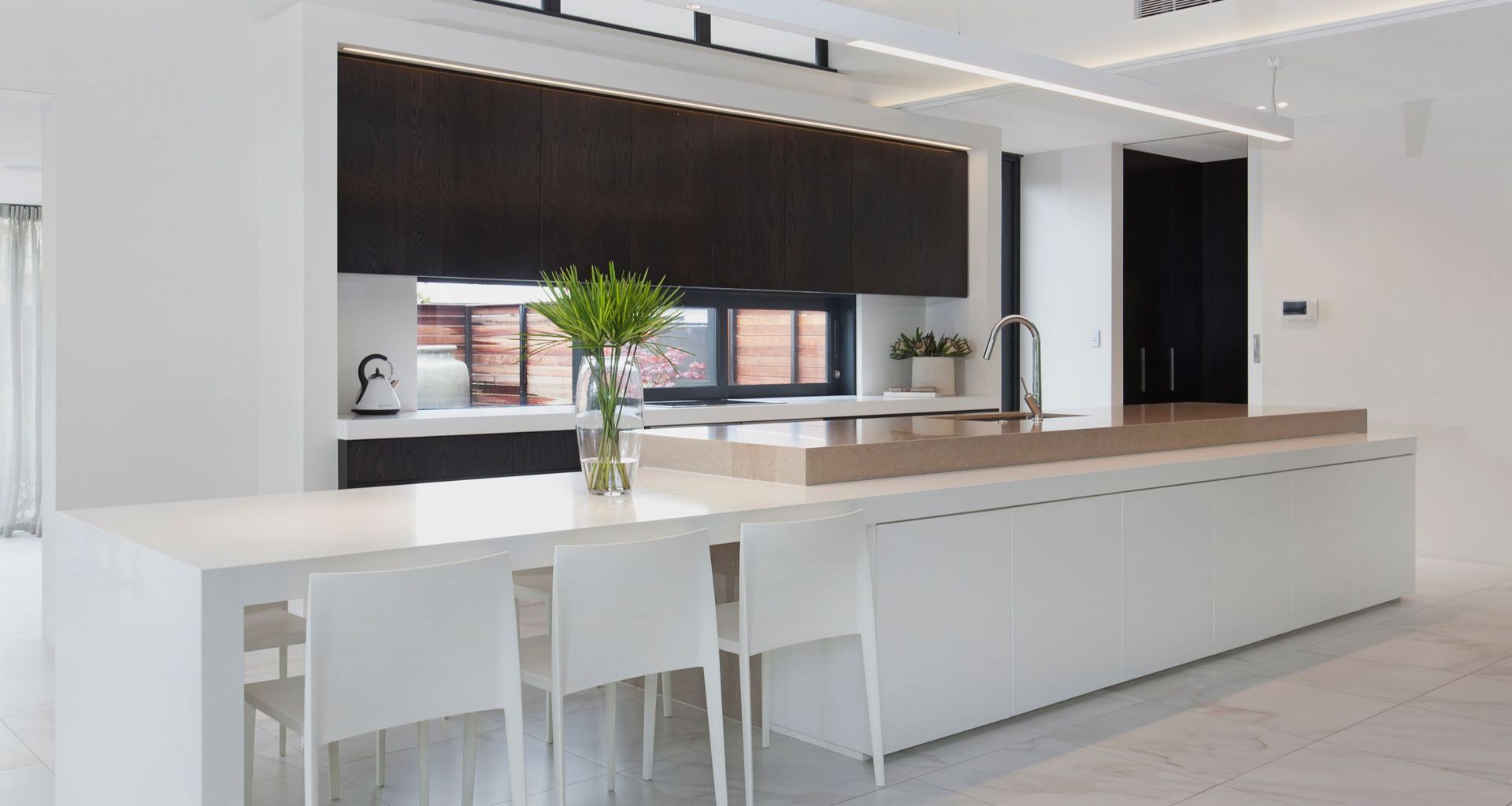 Veneer Kitchen Beauty banner