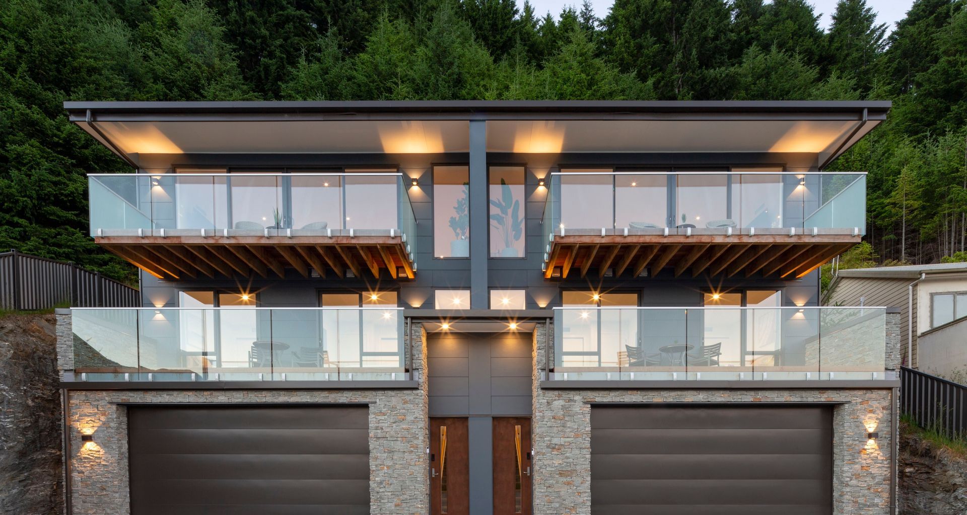 Vanda Drive | Ferguson Builders banner