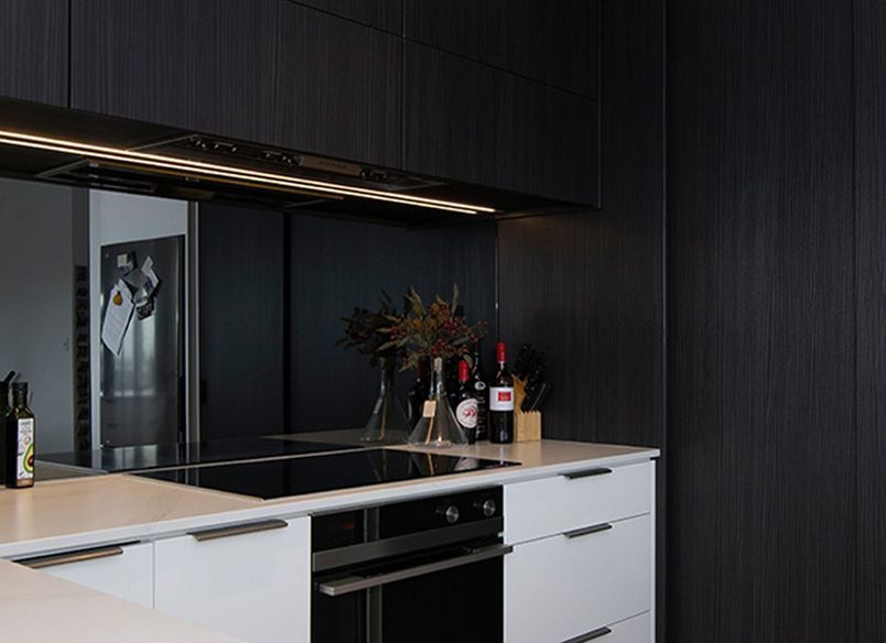 Dezignatek Dark Woodgrain Adds Drama